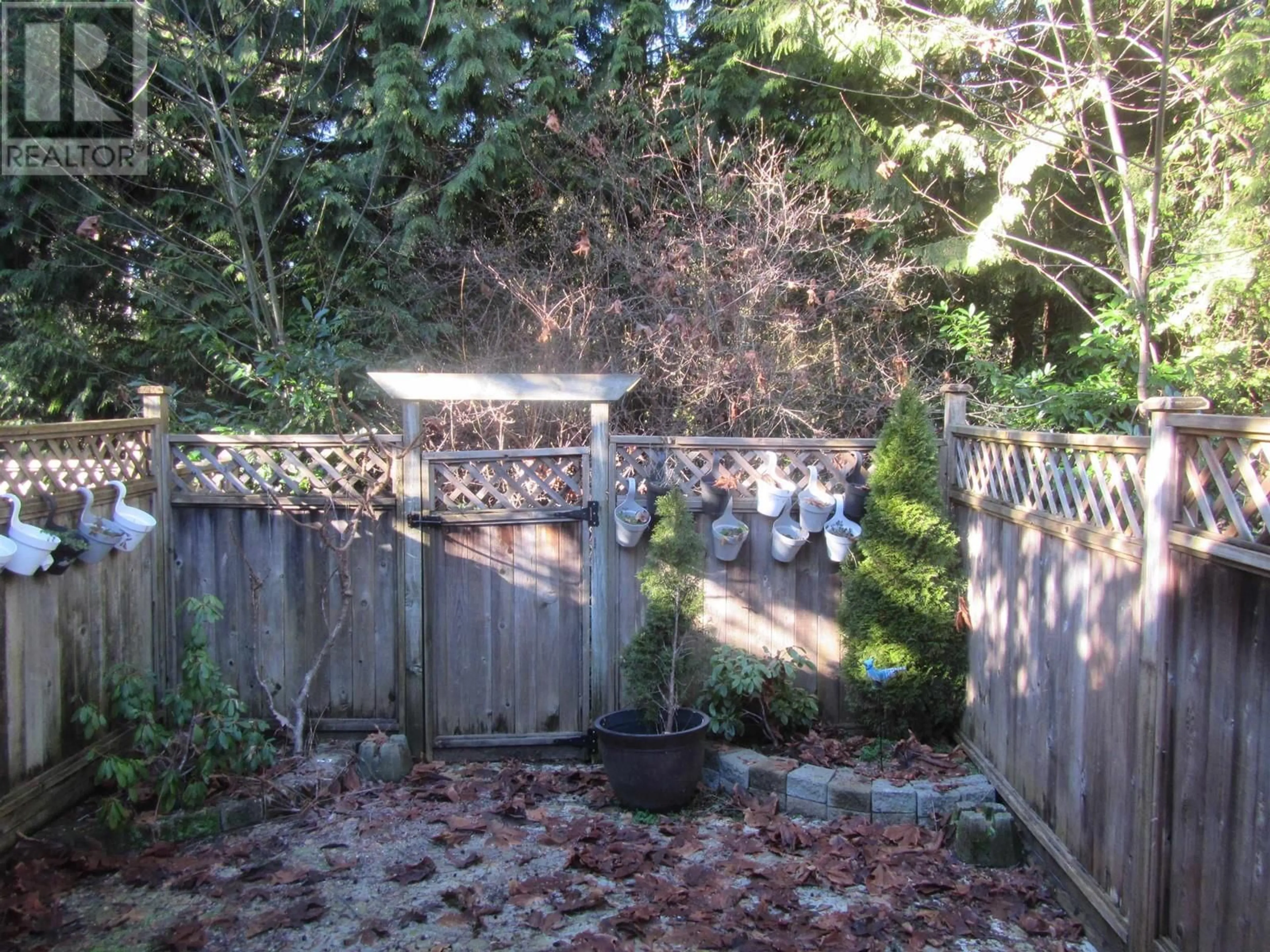 Patio, forest/trees view for 841 ALEXANDER BAY, Port Moody British Columbia V3H3R7