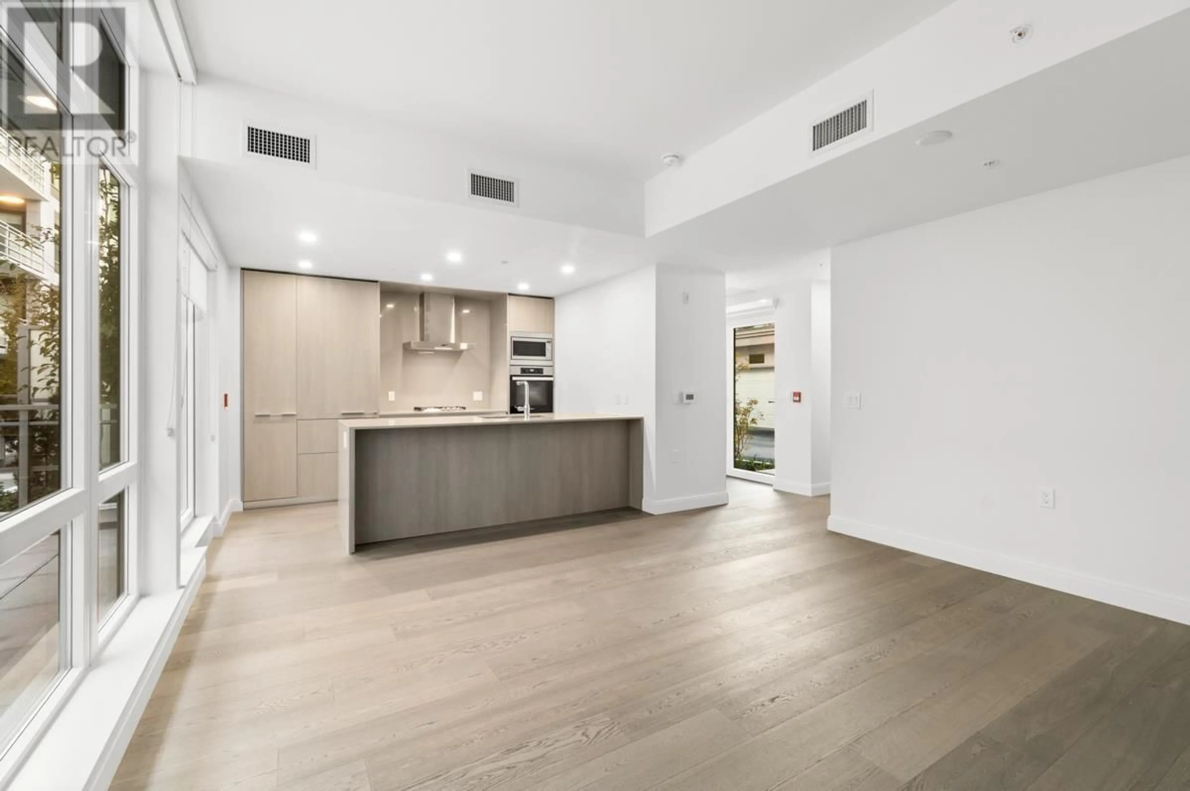 Open concept kitchen, unknown for 4926 CAMBIE STREET, Vancouver British Columbia V5Z0K1