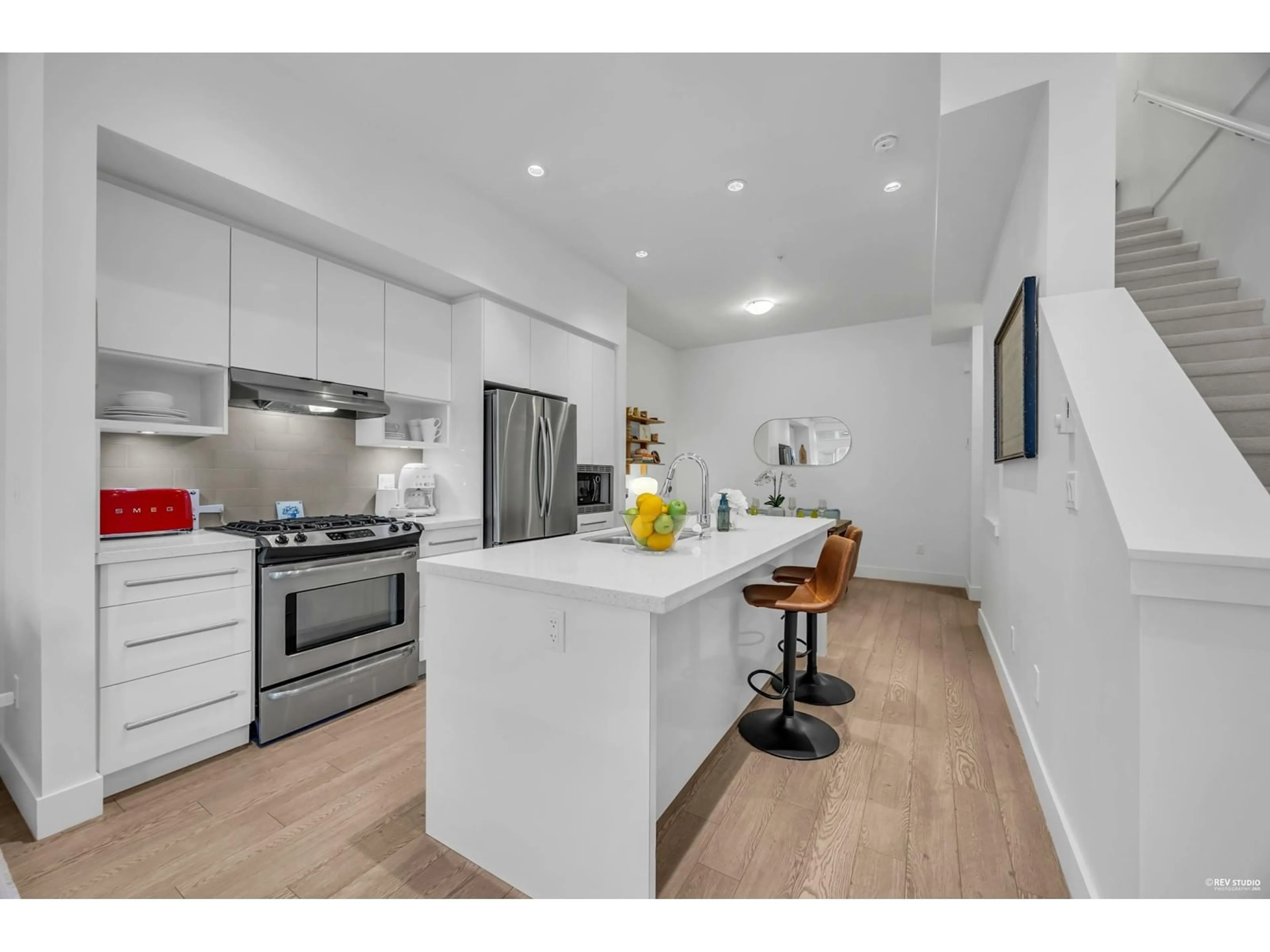 Open concept kitchen, unknown for 54 7811 209 STREET, Langley British Columbia V2Y0P2