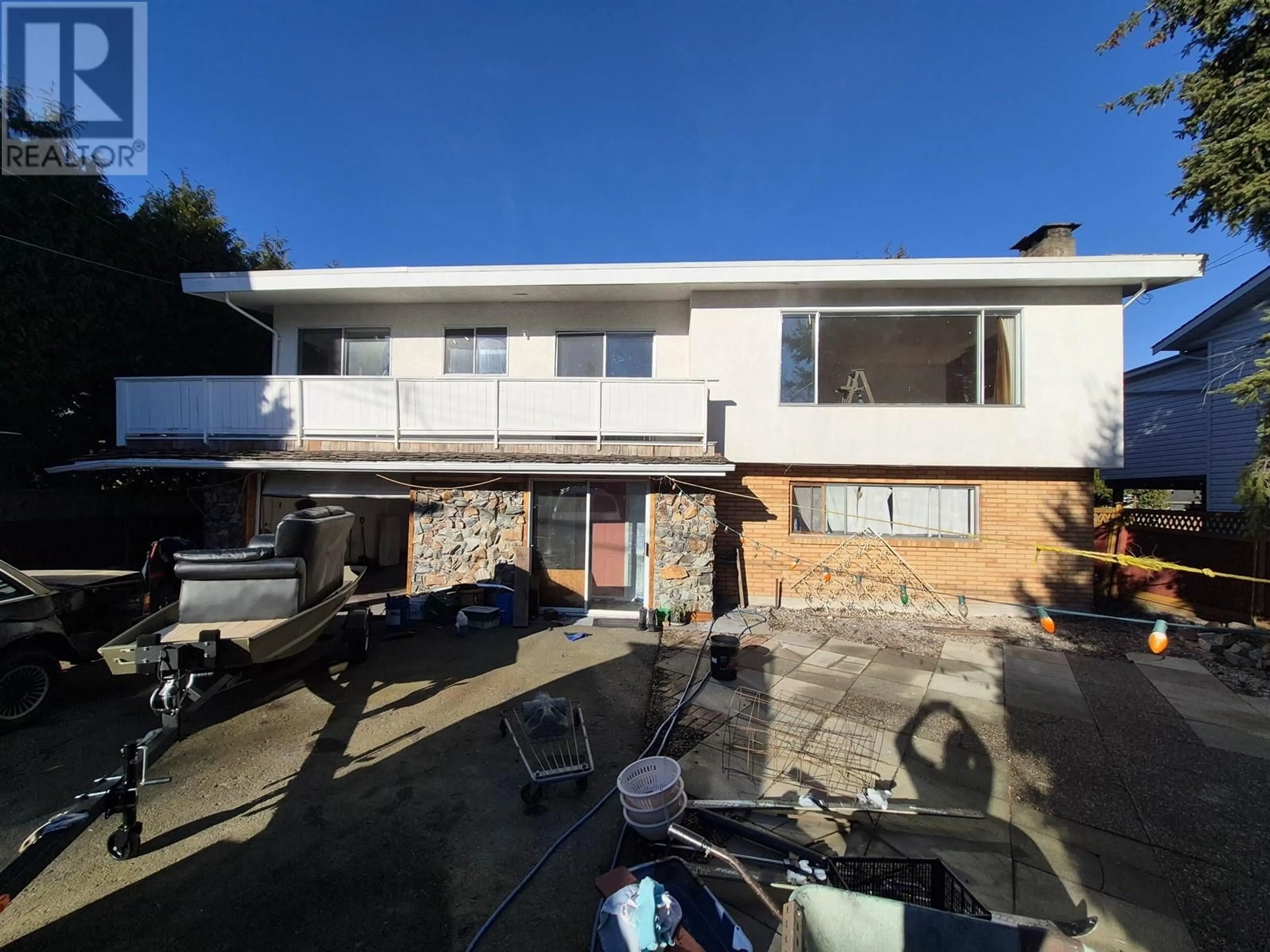 A pic from outside/outdoor area/front of a property/back of a property/a pic from drone, street for 6047 GALBRAITH CRESCENT, Delta British Columbia V4K1Z2