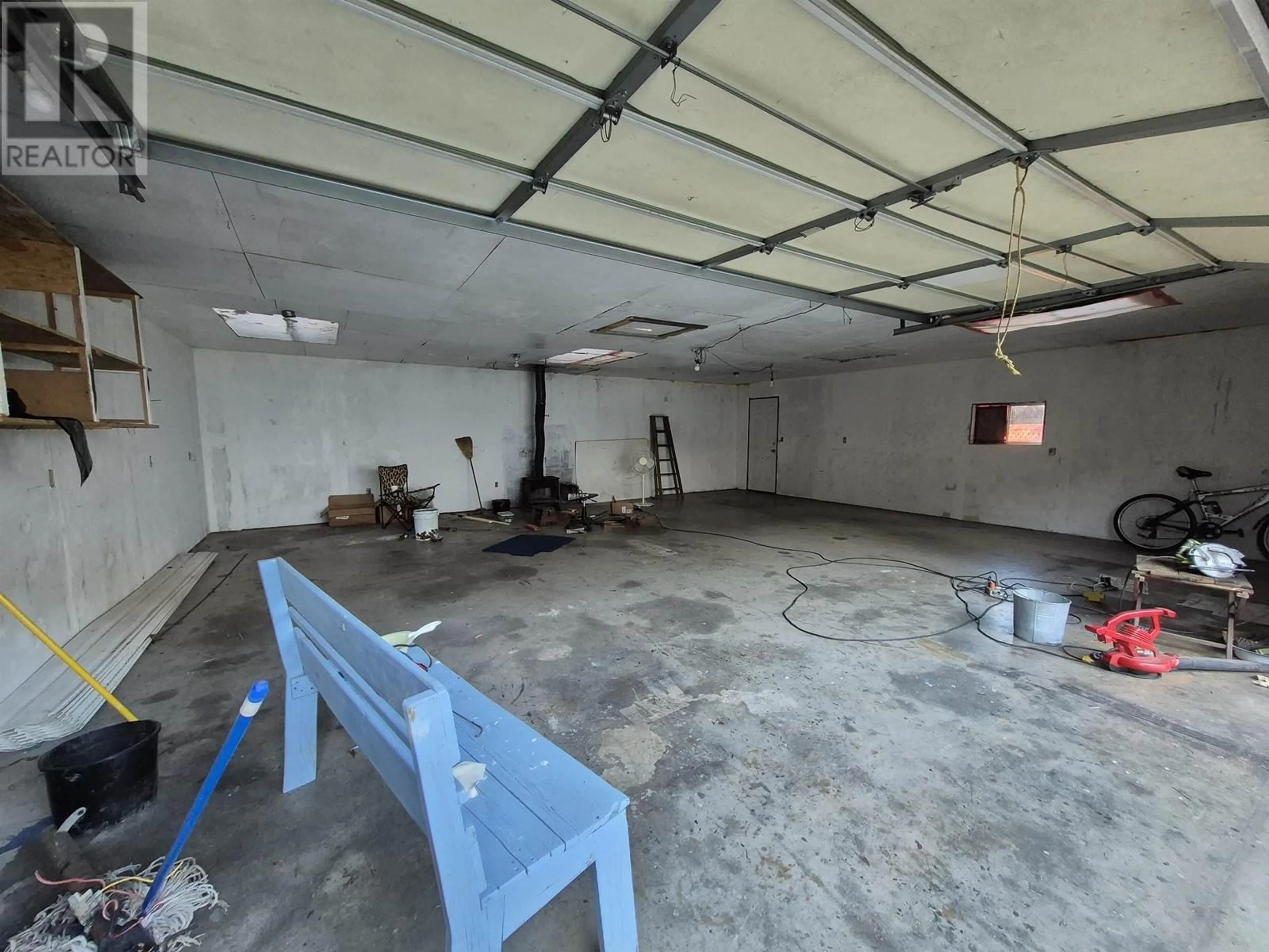 Indoor garage for 6047 GALBRAITH CRESCENT, Delta British Columbia V4K1Z2