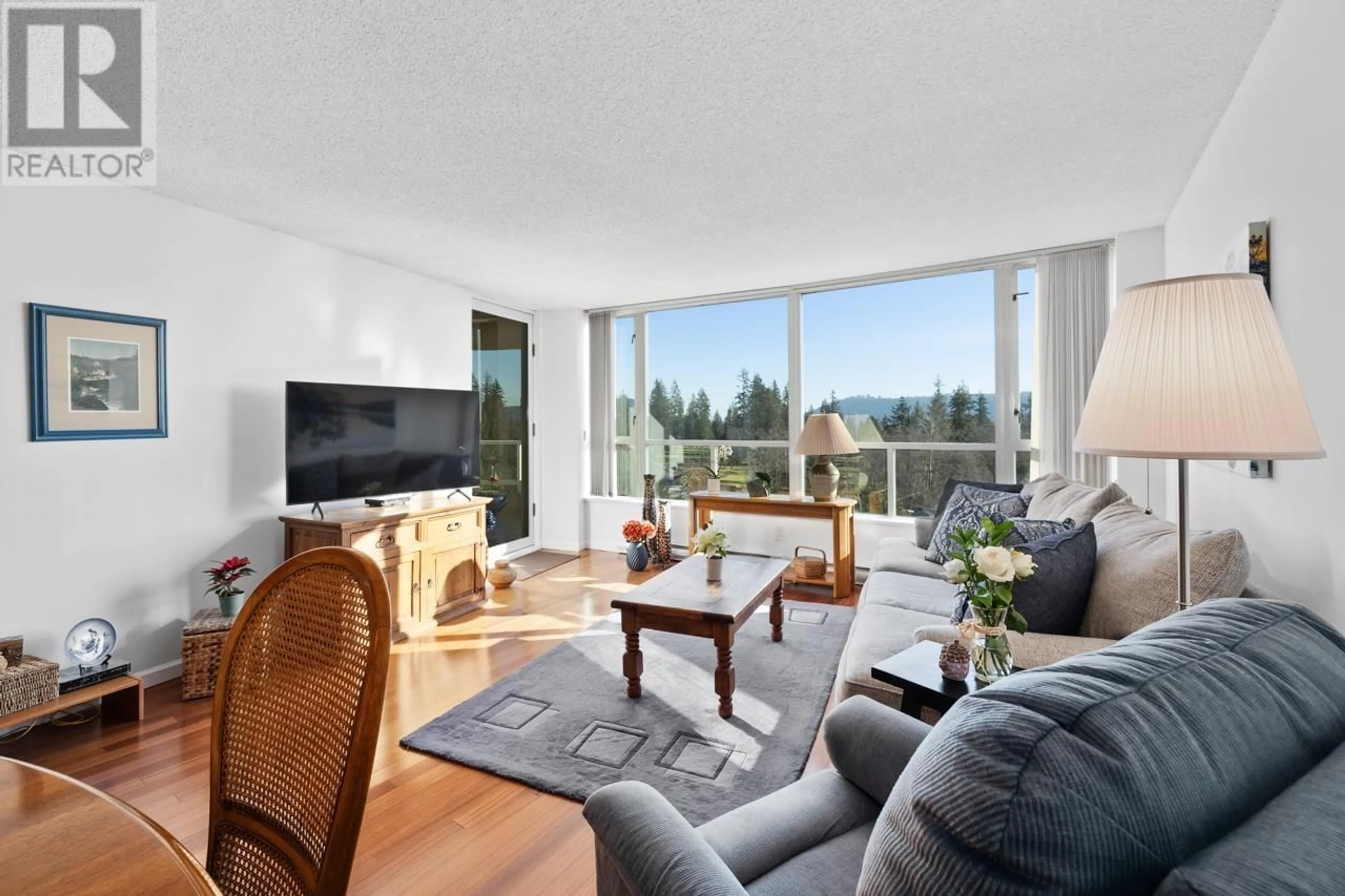 Living room with furniture, unknown for 907 - 995 ROCHE POINT DRIVE, North Vancouver British Columbia V7H2X4