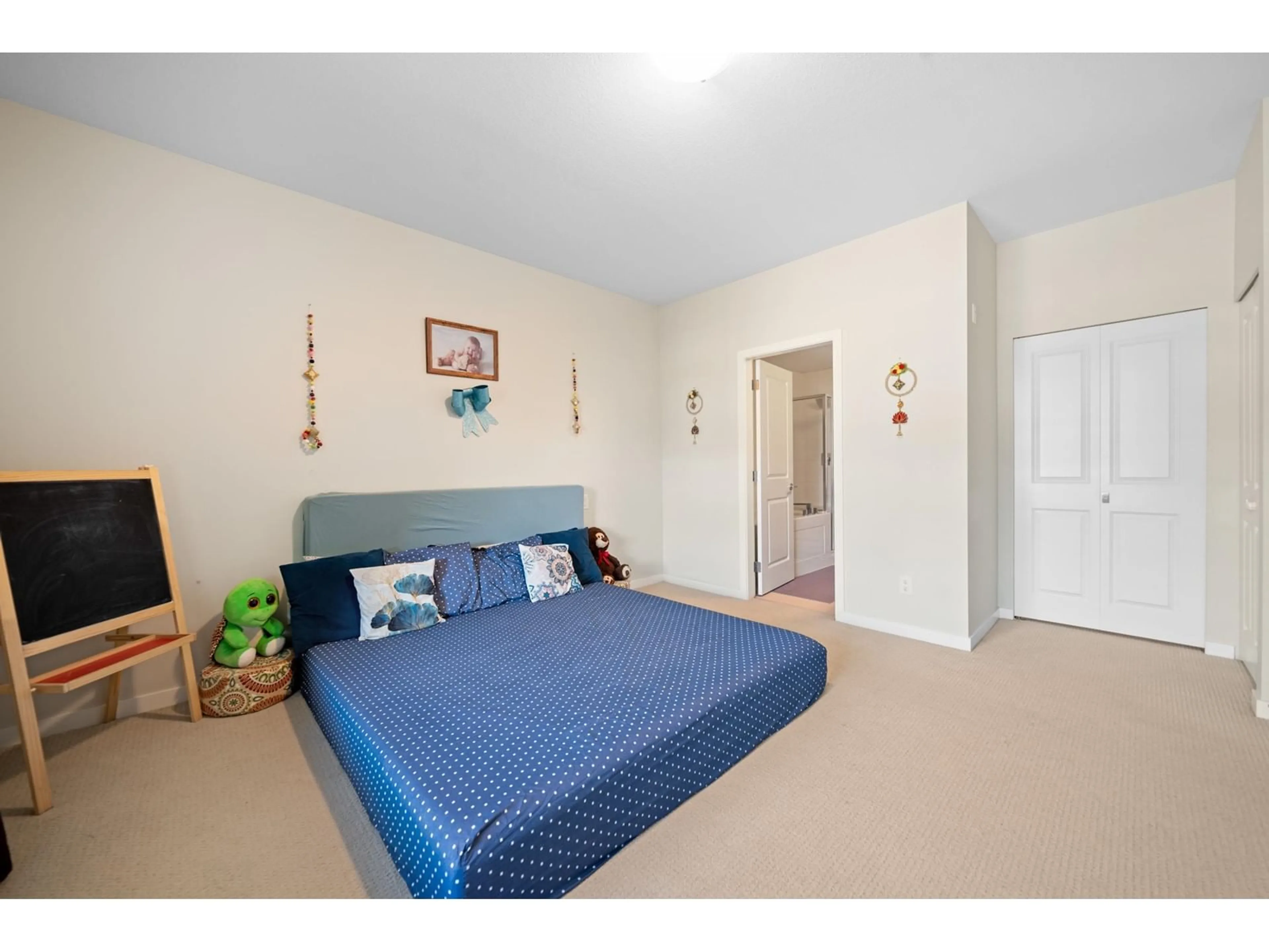 A pic of a room for 202 5655 210A STREET, Langley British Columbia V3A0G4