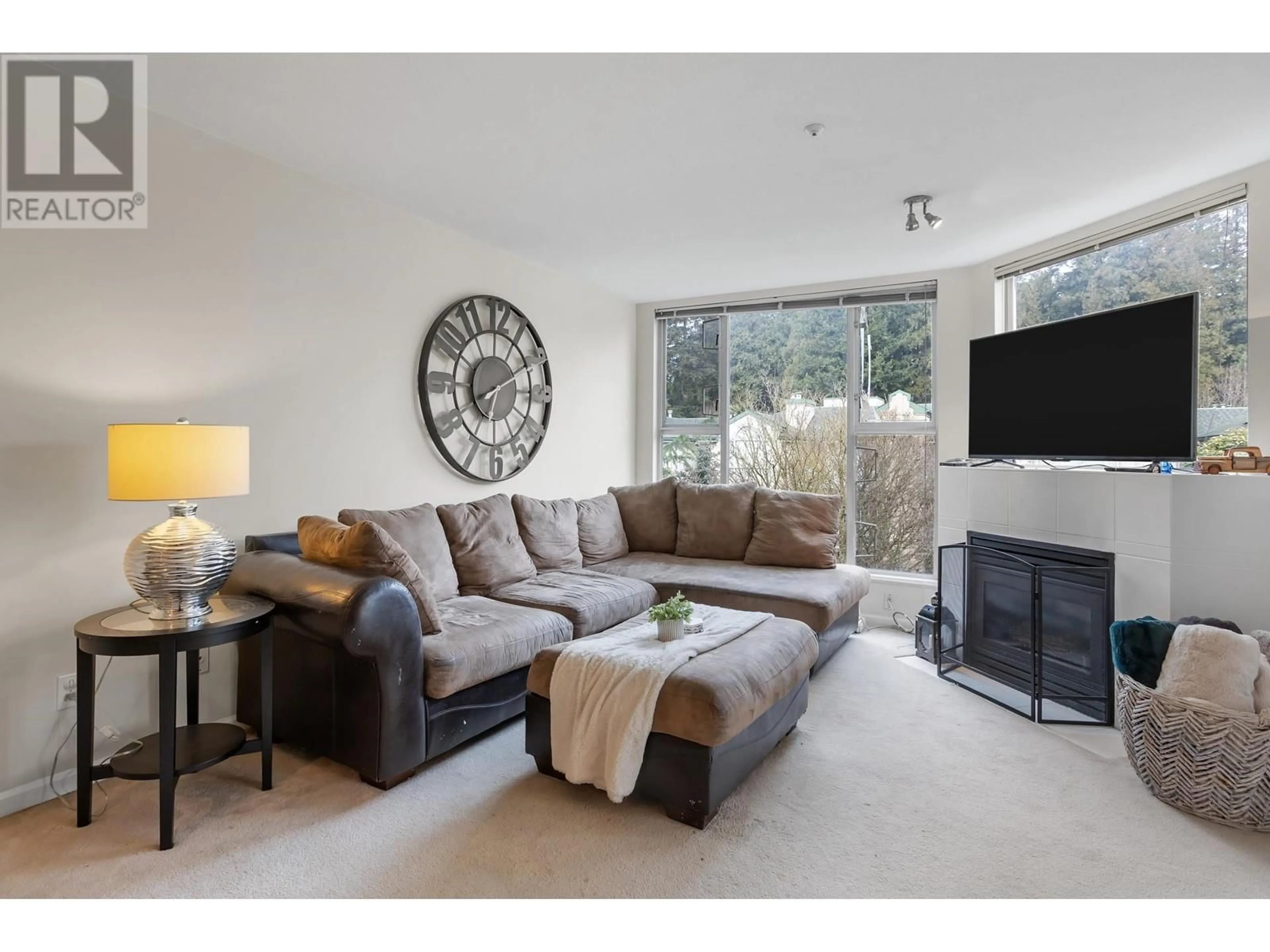 Living room with furniture, unknown for 303 12155 191B STREET, Pitt Meadows British Columbia V3Y2S2