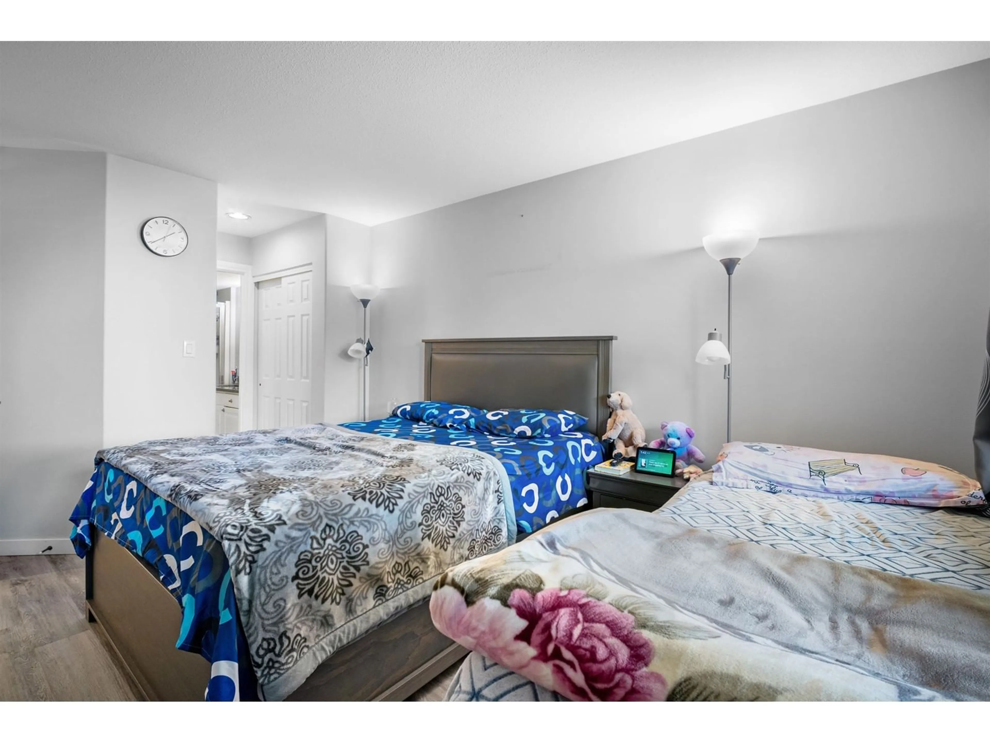 A pic of a room for 102 33675 MARSHALL ROAD, Abbotsford British Columbia V2S1L4