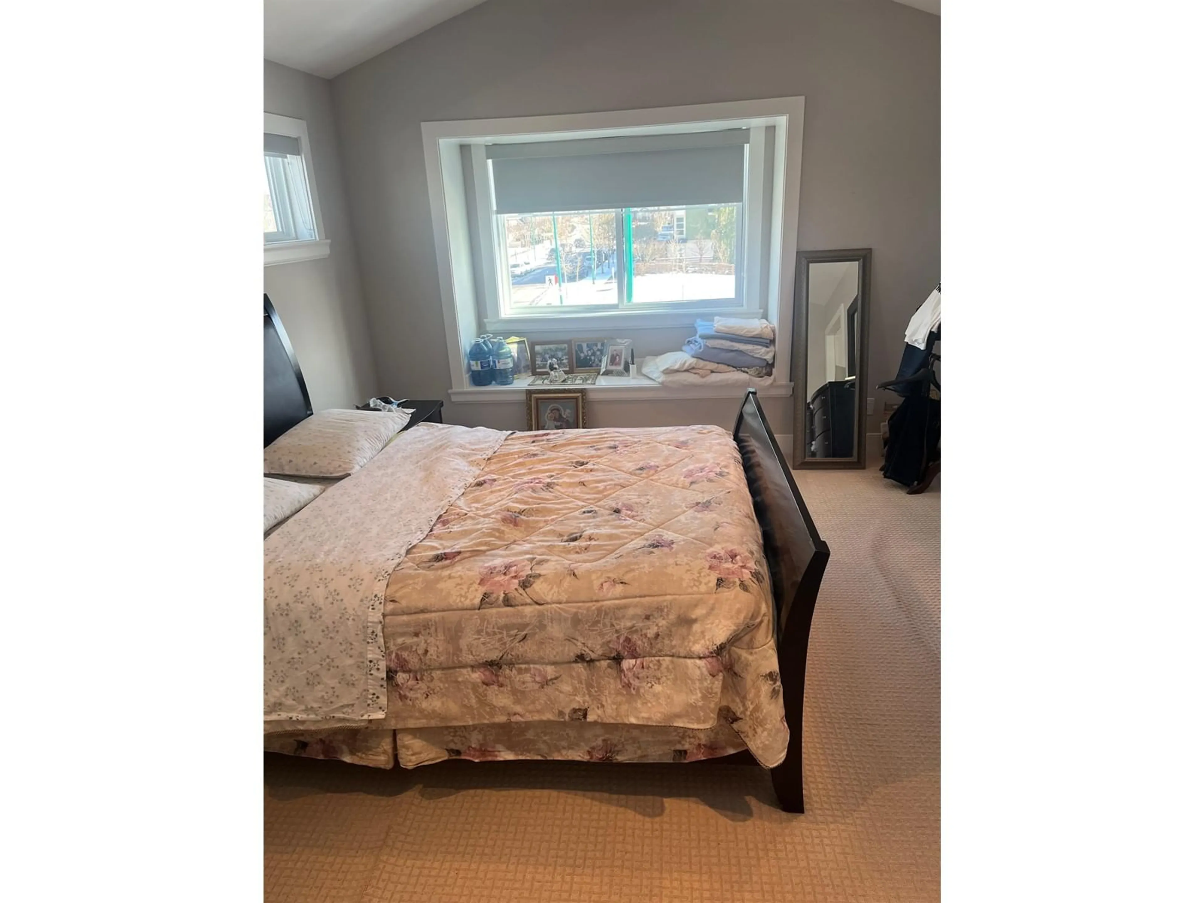 A pic of a room for 7299 194A, Surrey British Columbia V4N6K1