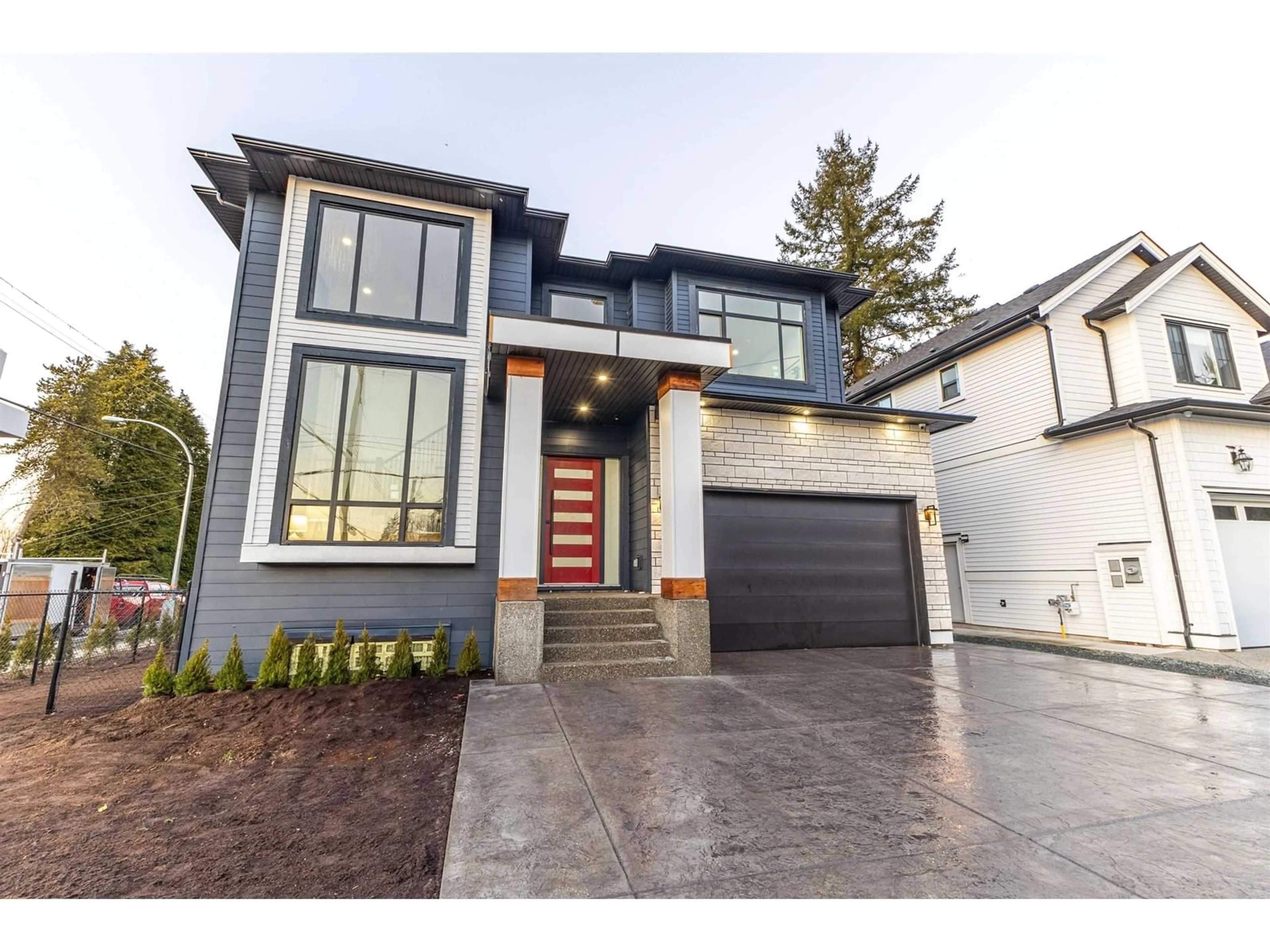 Home with brick exterior material, street for 33971 WALNUT, Abbotsford British Columbia V2S3Z1