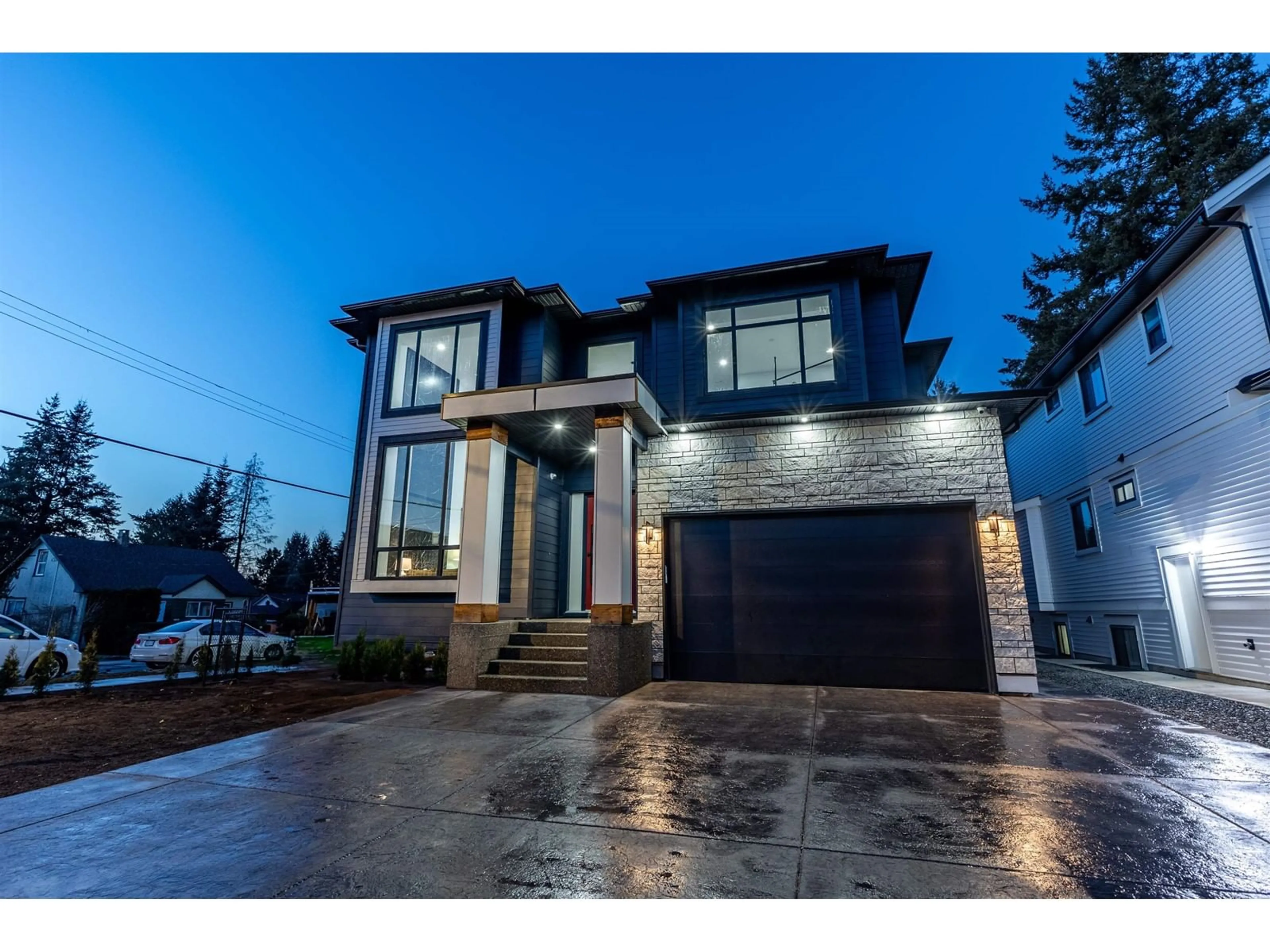 Home with brick exterior material, street for 33971 WALNUT AVENUE, Abbotsford British Columbia V2S3Z1