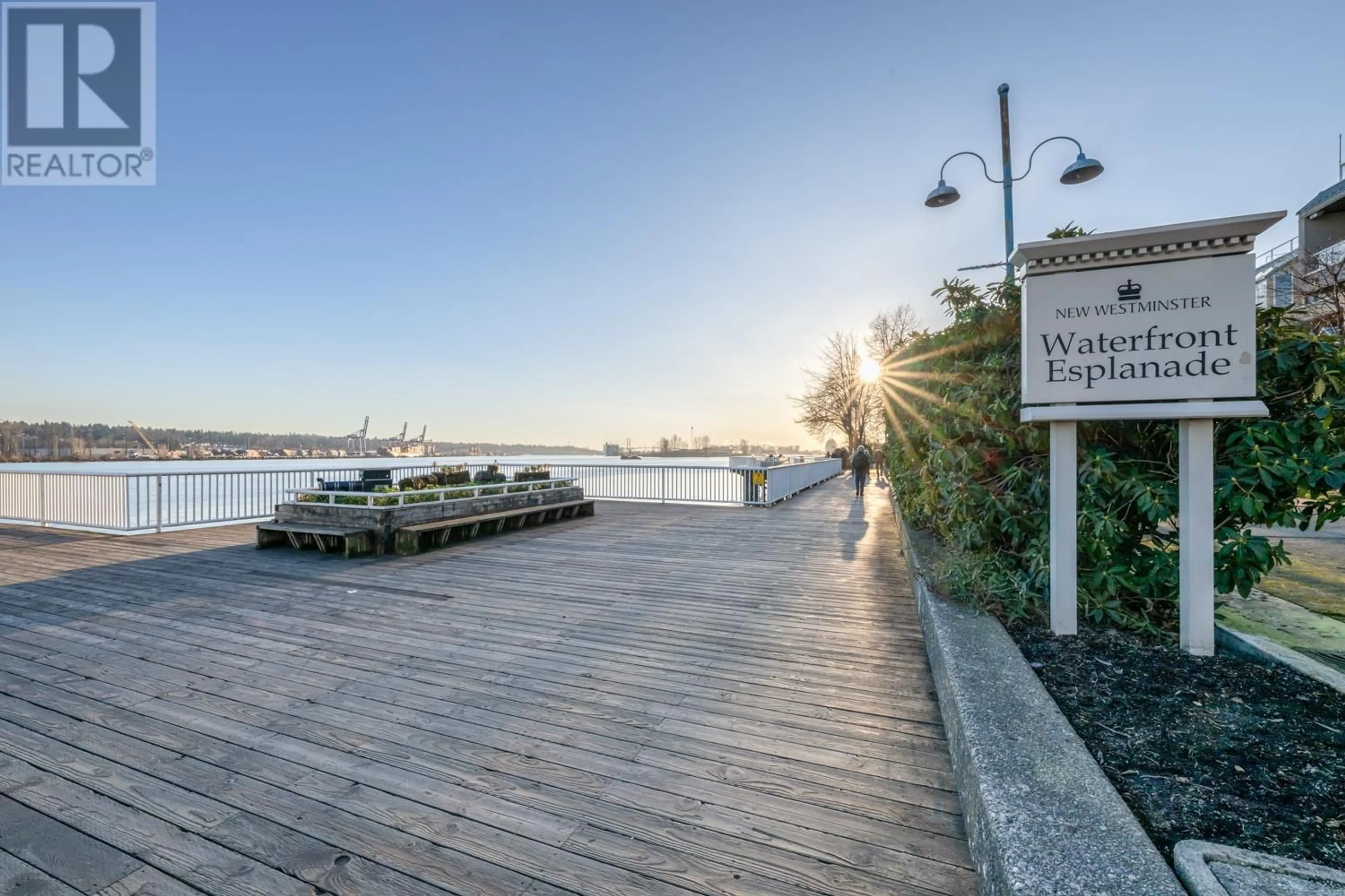 Patio, water/lake/river/ocean view for 2705 908 QUAYSIDE DRIVE, New Westminster British Columbia V3M0L4