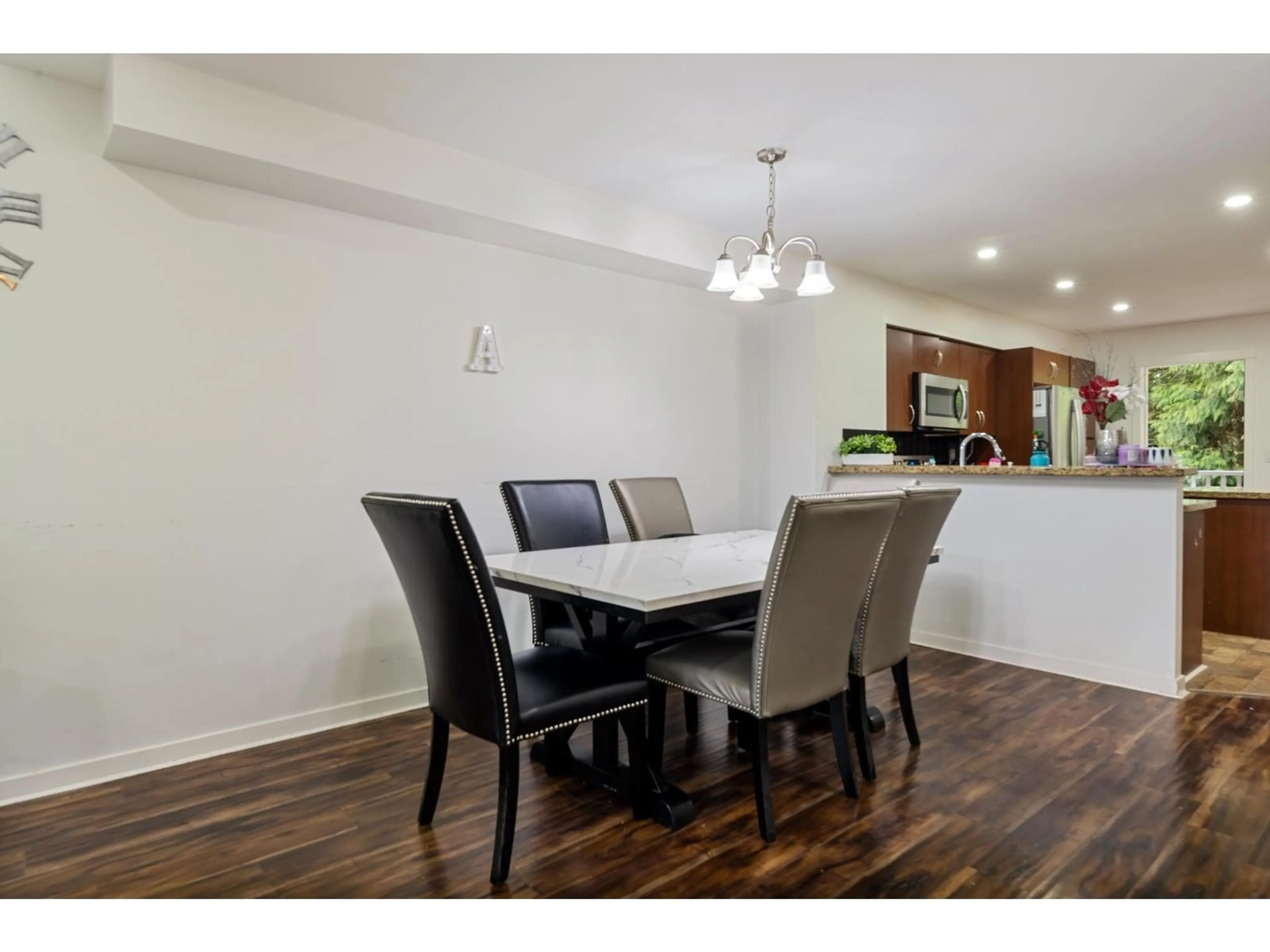 Dining room, wood/laminate floor for 96 12711 64 AVENUE, Surrey British Columbia V3W1X1