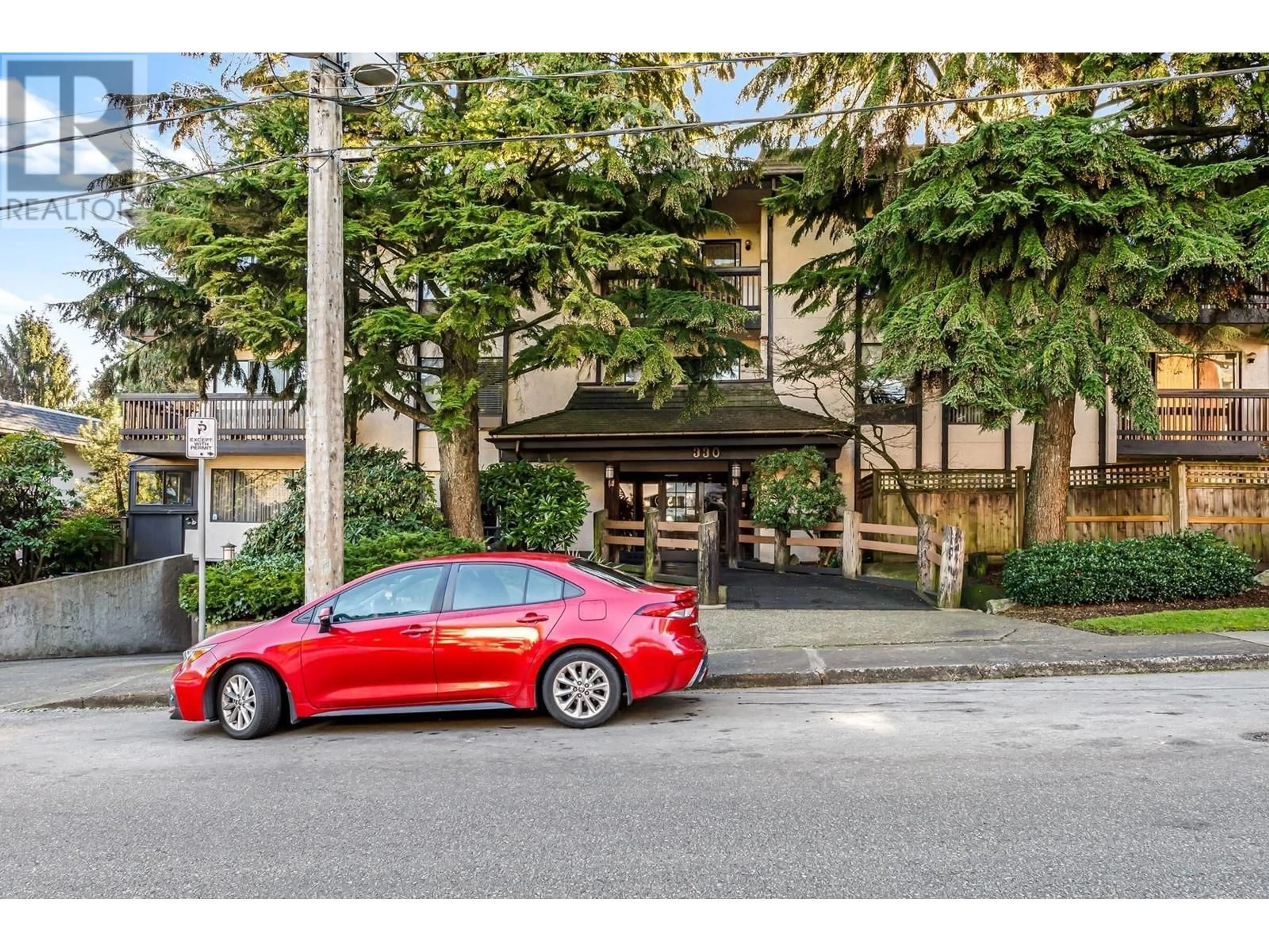 Parking for 310 330 CEDAR STREET, New Westminster British Columbia V3L3P1