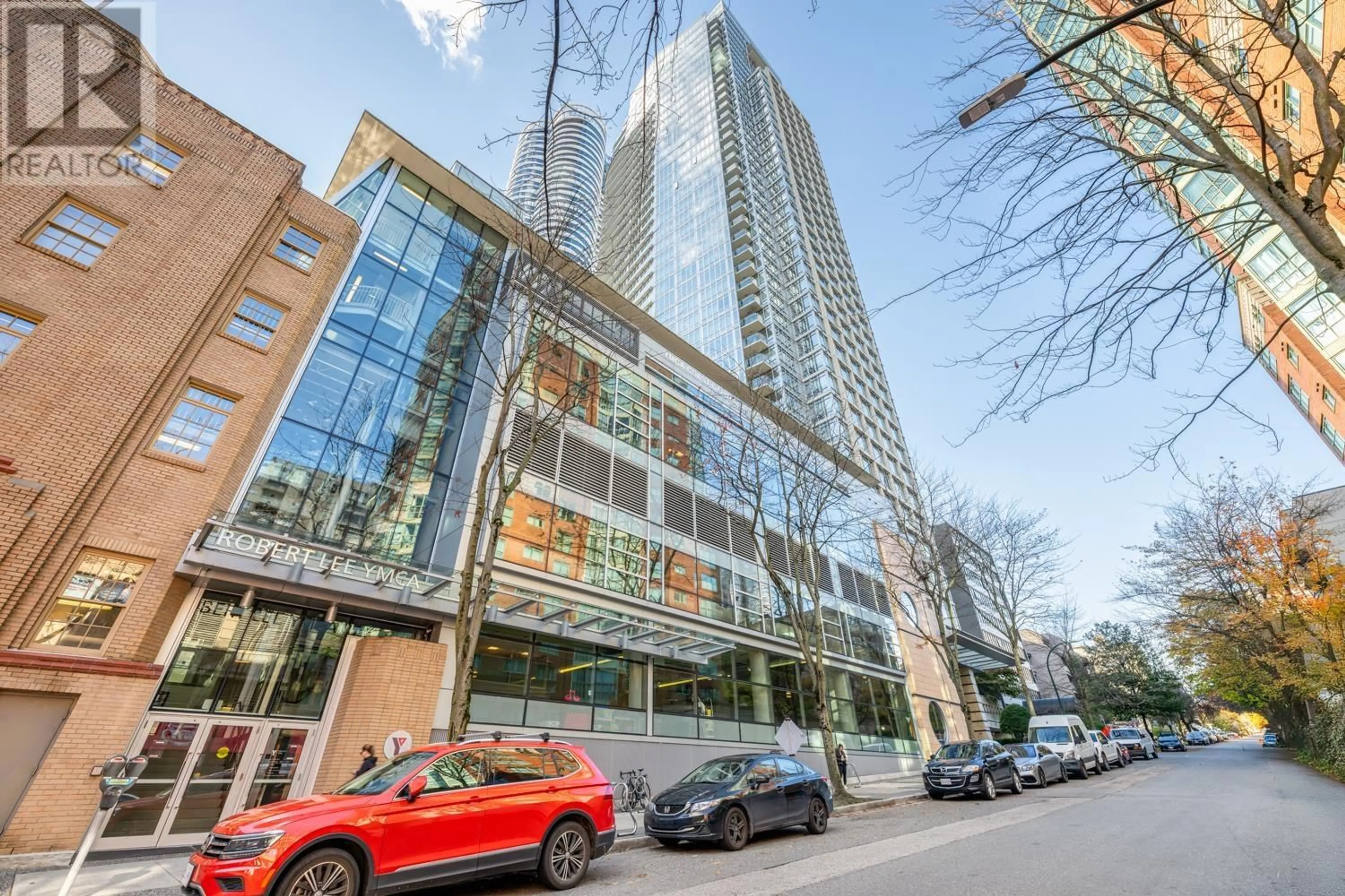 Indoor foyer for 2405 1028 BARCLAY STREET, Vancouver British Columbia V6E0B1