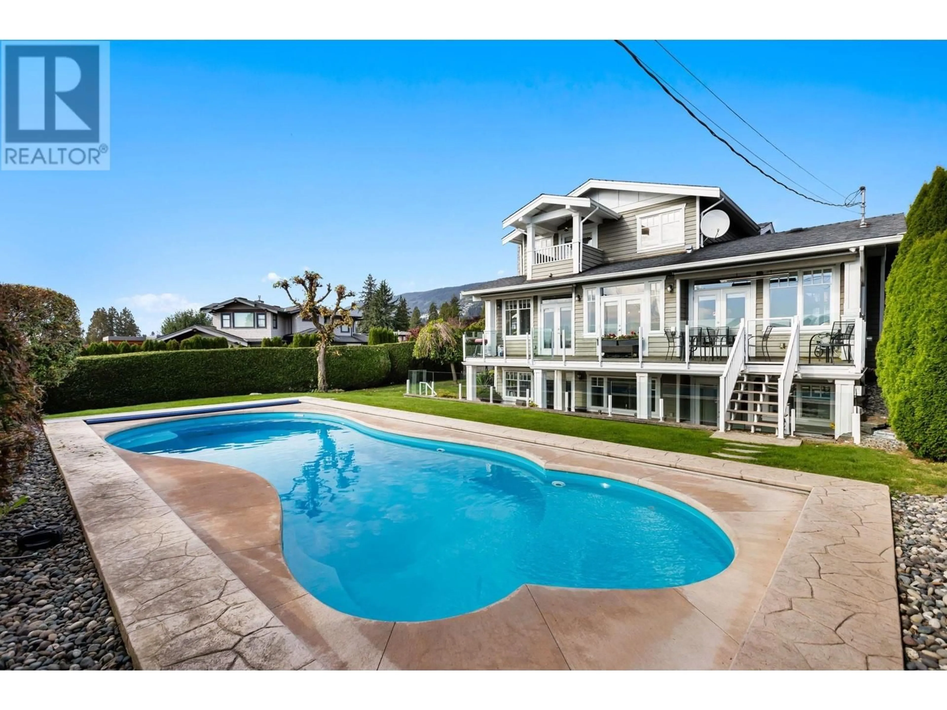 Pool for 1197 FULTON AVENUE, West Vancouver British Columbia V7T1N4