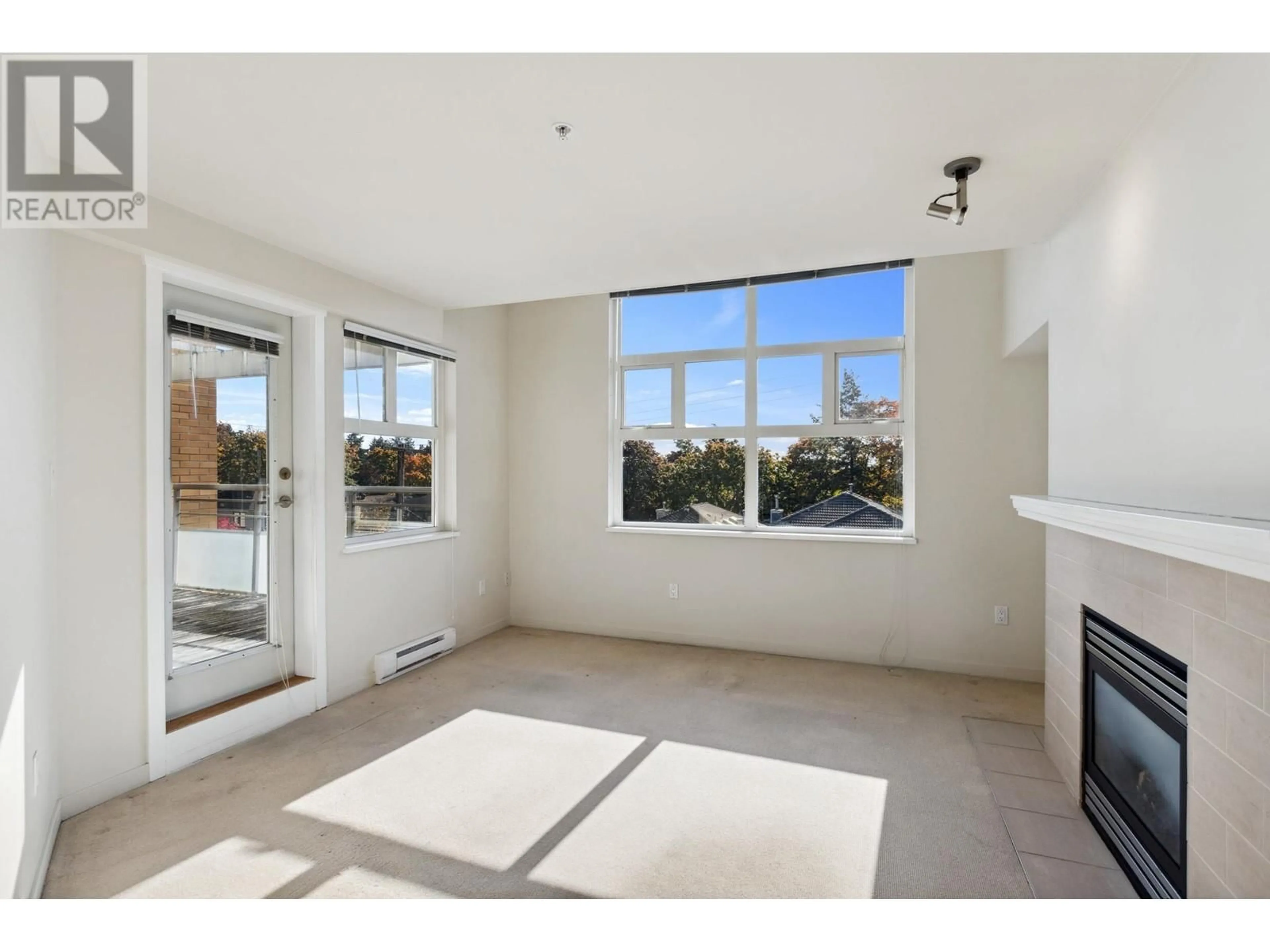 A pic of a room for 303 - 3580 41ST AVENUE, Vancouver British Columbia V6N3E6