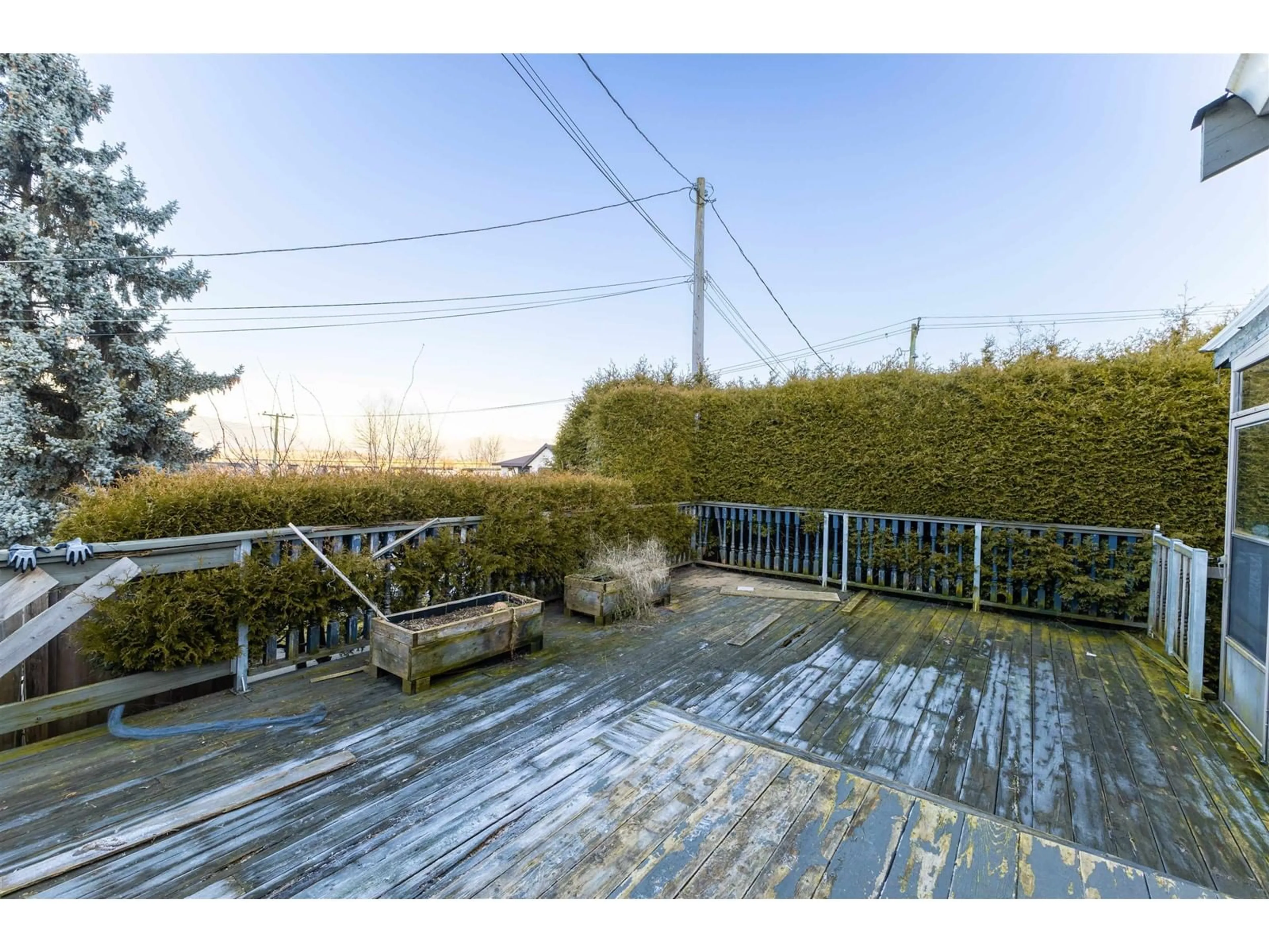 Patio, water/lake/river/ocean view for 11433 SURREY ROAD, Surrey British Columbia V3R5T4