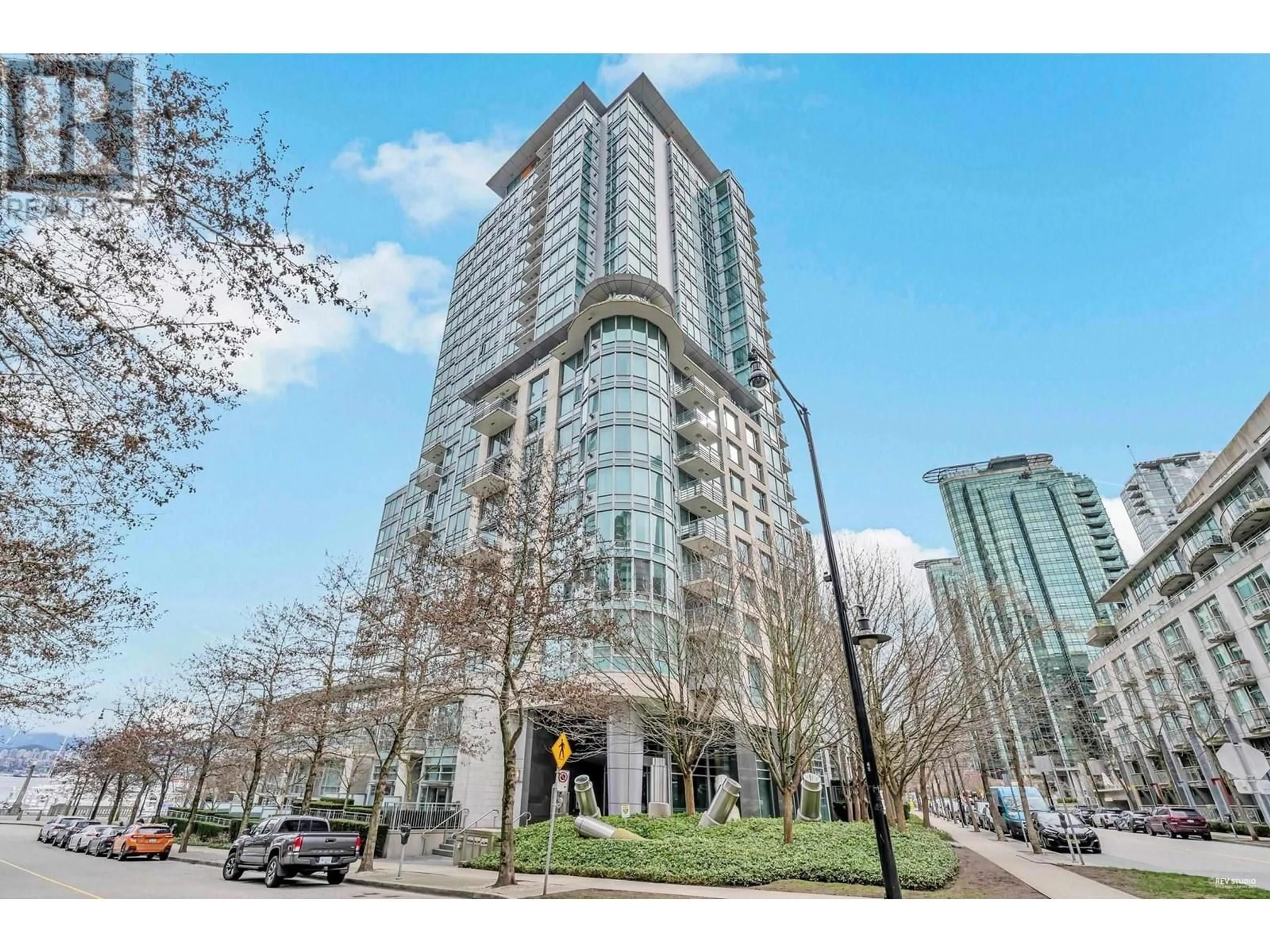 Indoor foyer for 1804 590 NICOLA STREET, Vancouver British Columbia V6G3J8