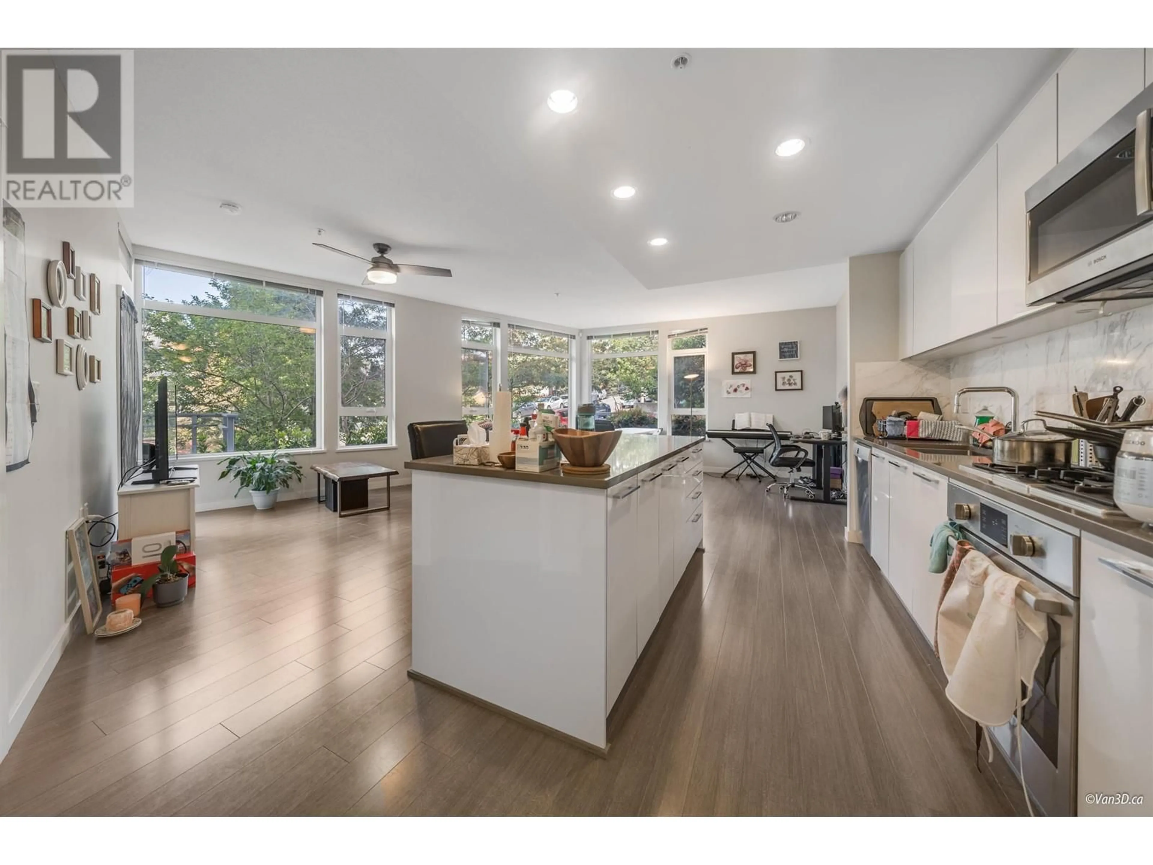 Open concept kitchen, unknown for 207 3263 PIERVIEW CRESCENT, Vancouver British Columbia V5S0C3