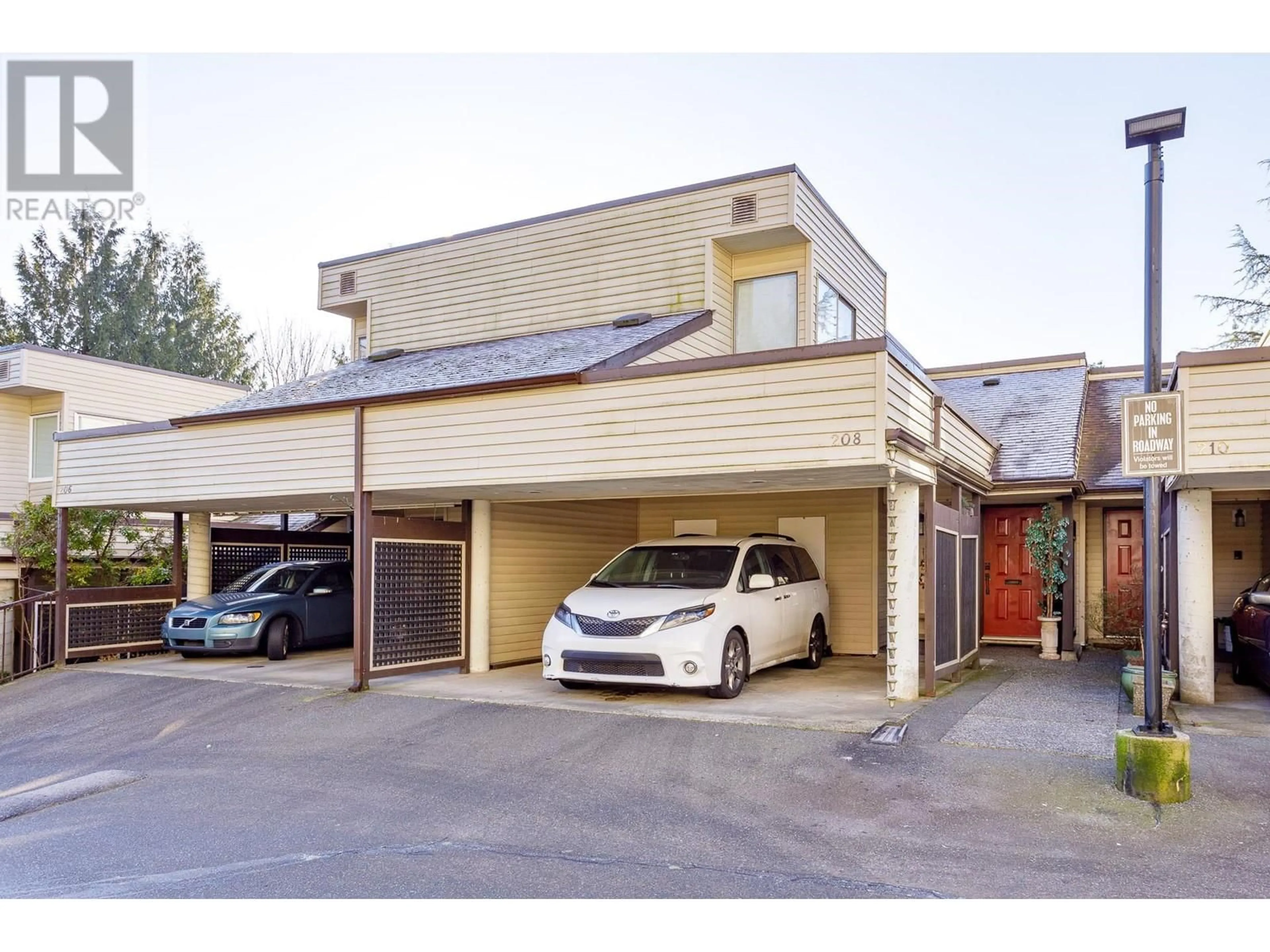 Indoor garage for 208 - 1220 FALCON DRIVE, Coquitlam British Columbia V3E2E5