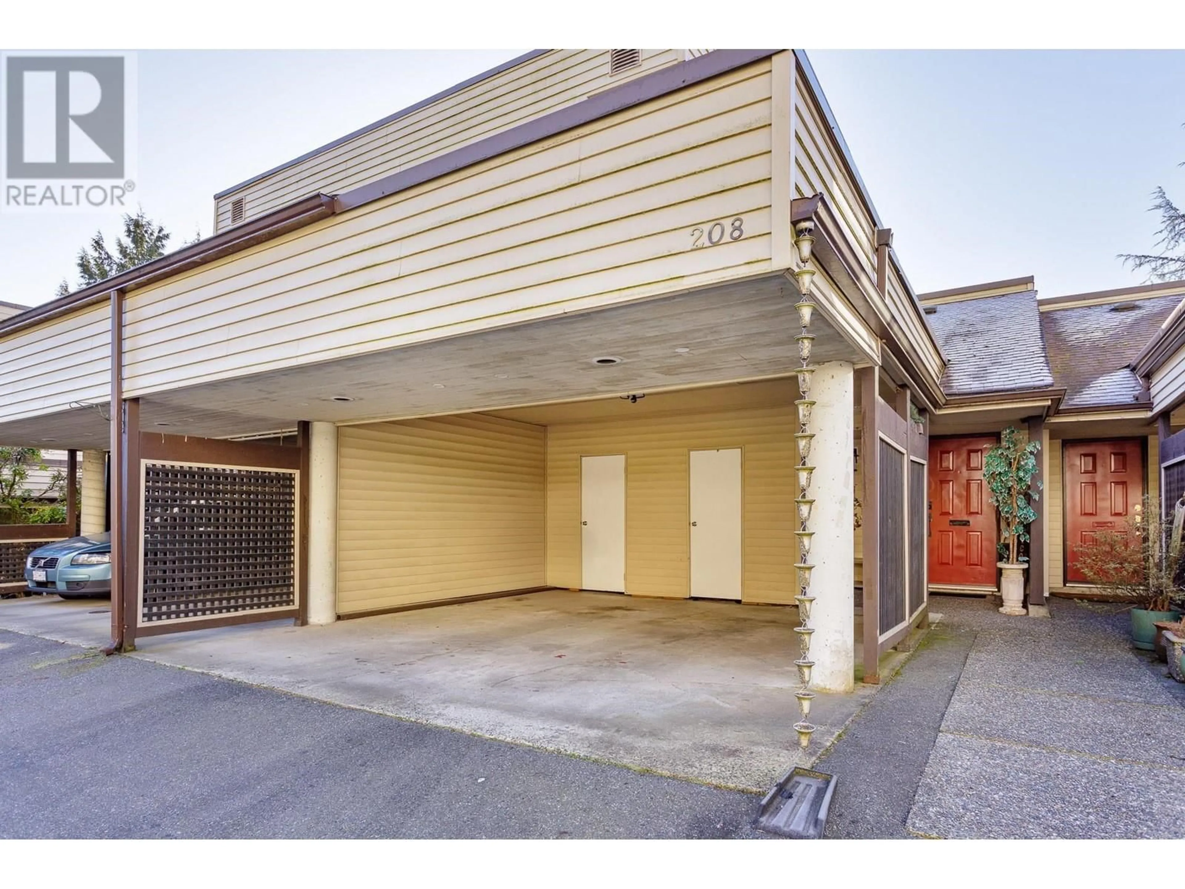 Indoor garage for 208 1220 FALCON DRIVE, Coquitlam British Columbia V3E2E5