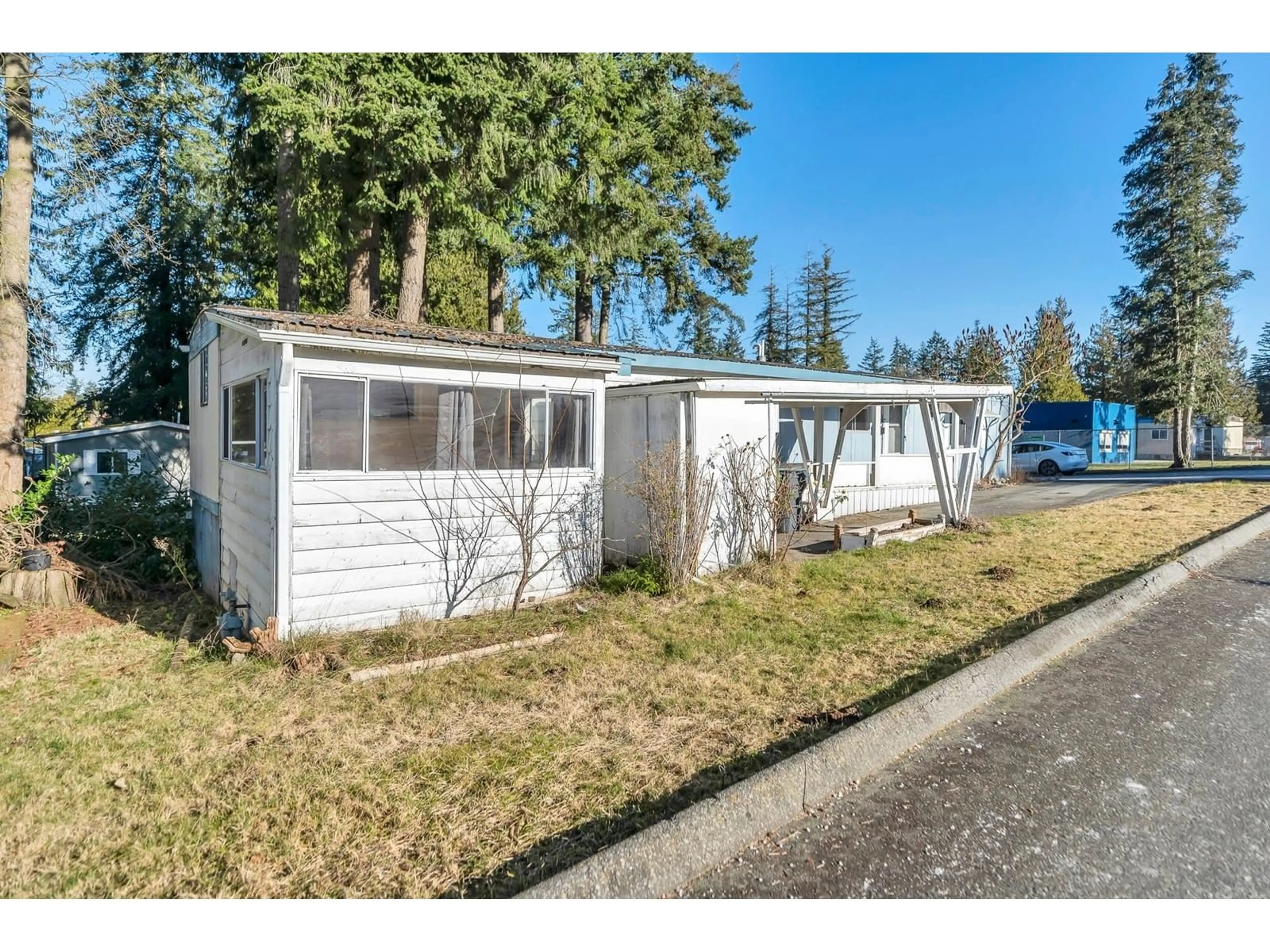 Home with vinyl exterior material, street for 73 24330 FRASER HIGHWAY, Langley British Columbia V3A4P6