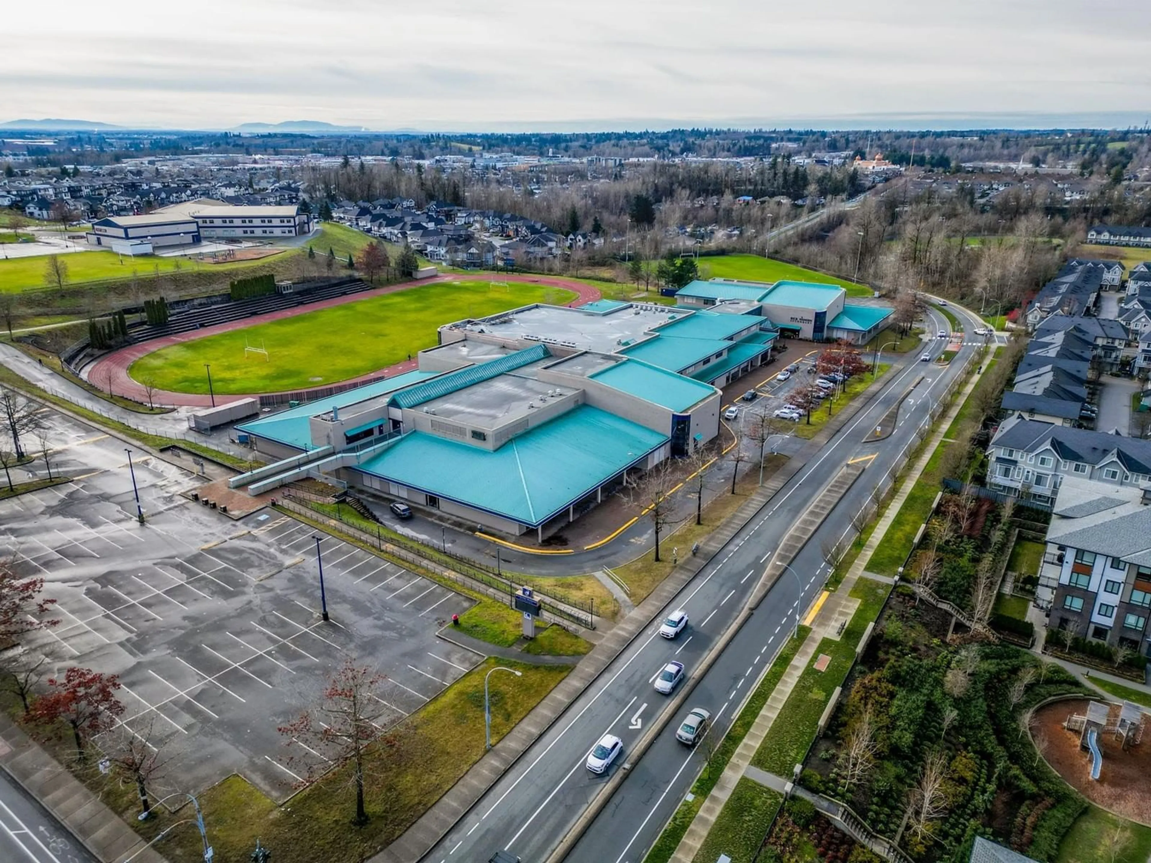 A pic from outside/outdoor area/front of a property/back of a property/a pic from drone, building for 31344 RIDGEVIEW DRIVE, Abbotsford British Columbia V2T6B3