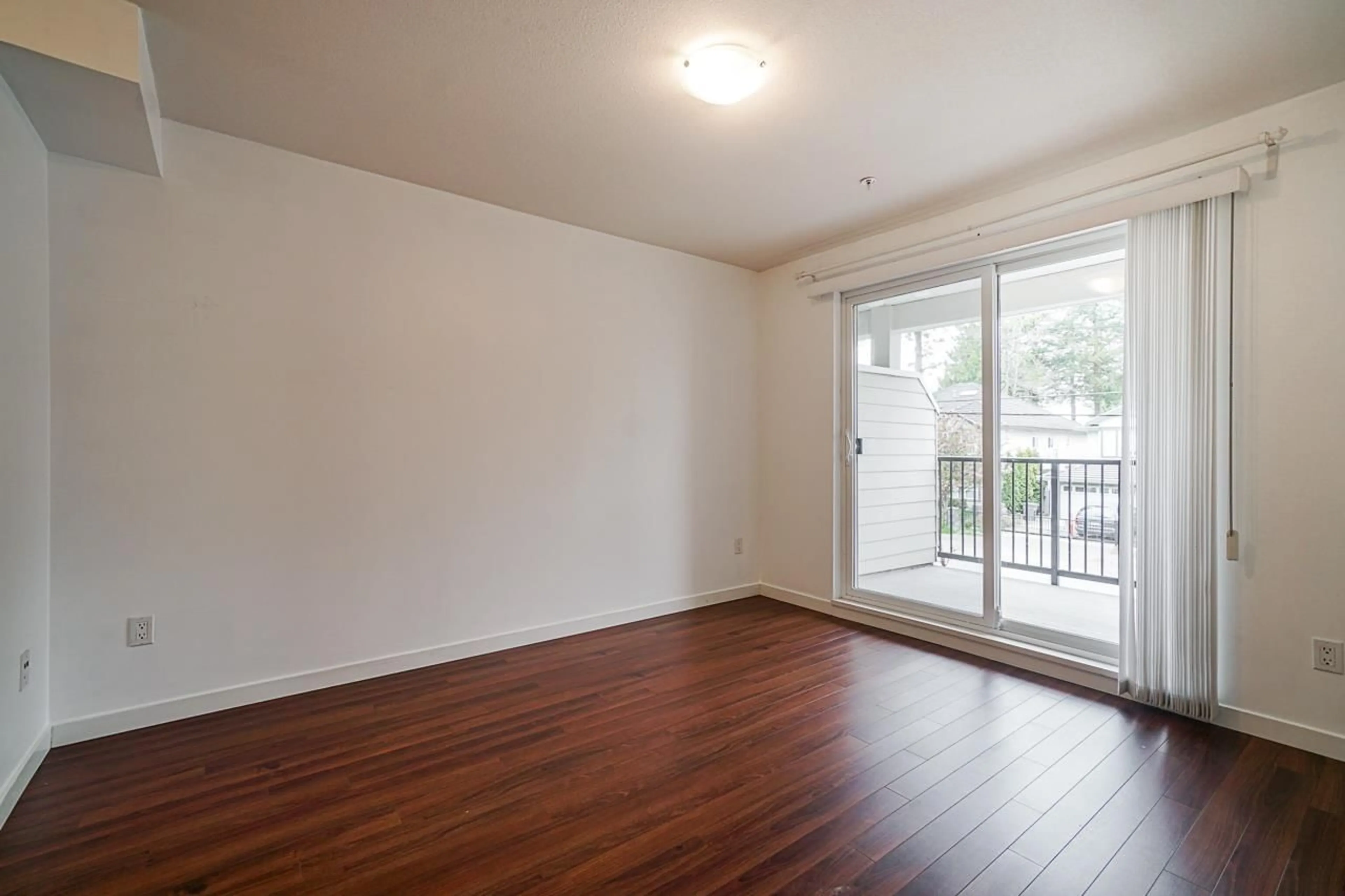 A pic of a room for 217 14960 102A AVENUE, Surrey British Columbia V3R6A3