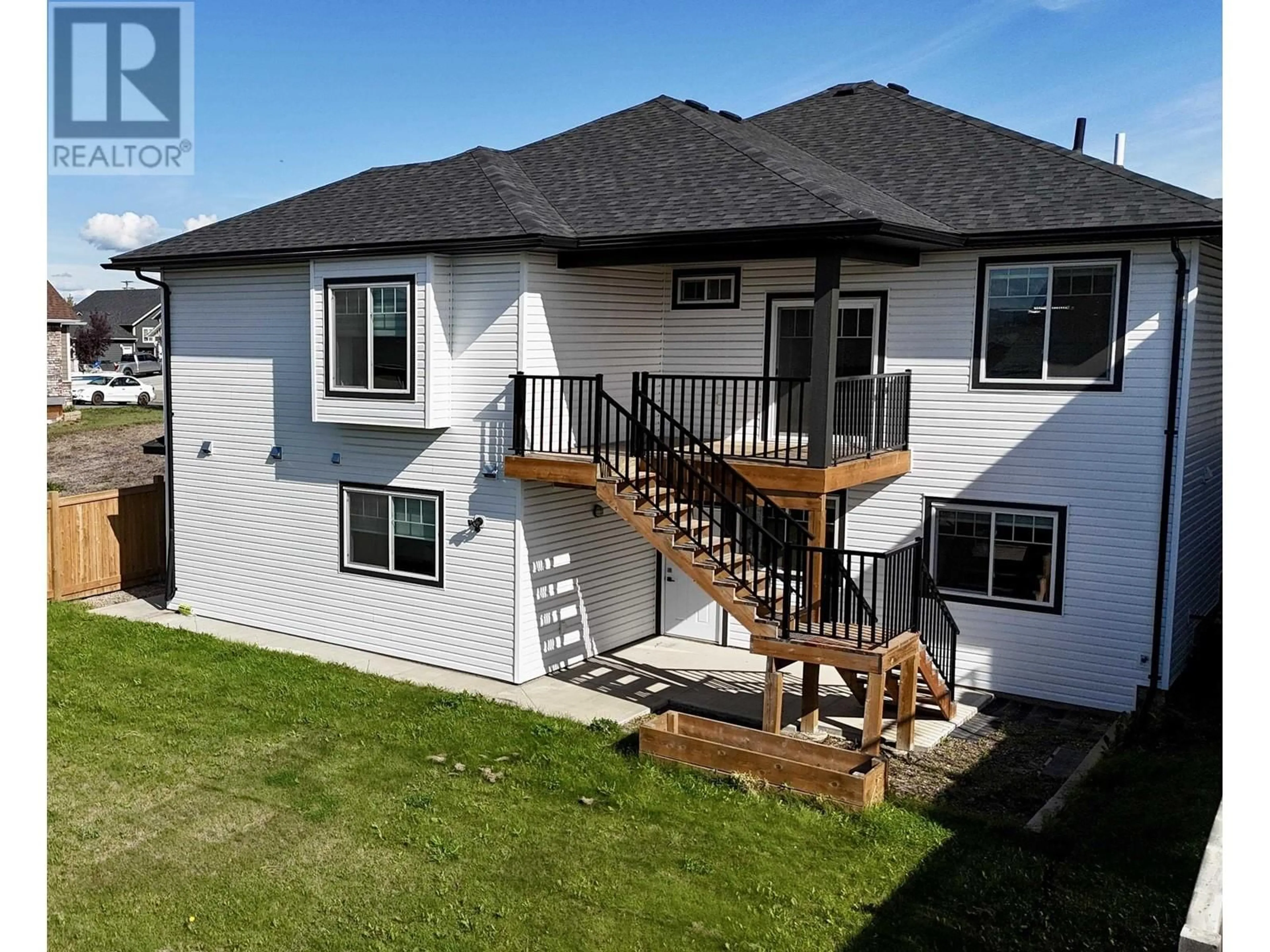 A pic from outside/outdoor area/front of a property/back of a property/a pic from drone, unknown for 10608 109 STREET, Fort St. John British Columbia V1J0J3