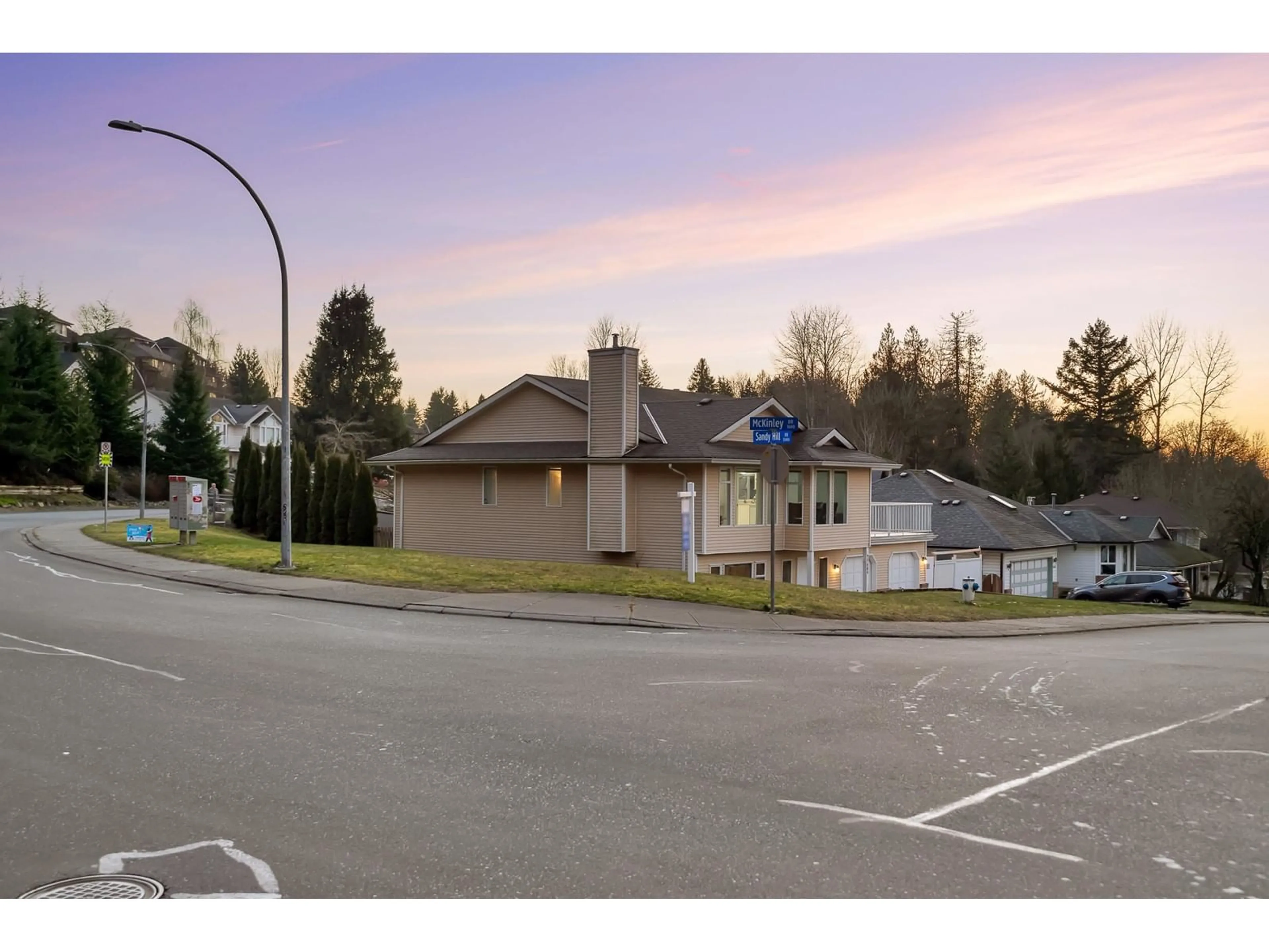 A pic from outside/outdoor area/front of a property/back of a property/a pic from drone, mountain view for 35486 SANDY HILL ROAD, Abbotsford British Columbia V3G1J3