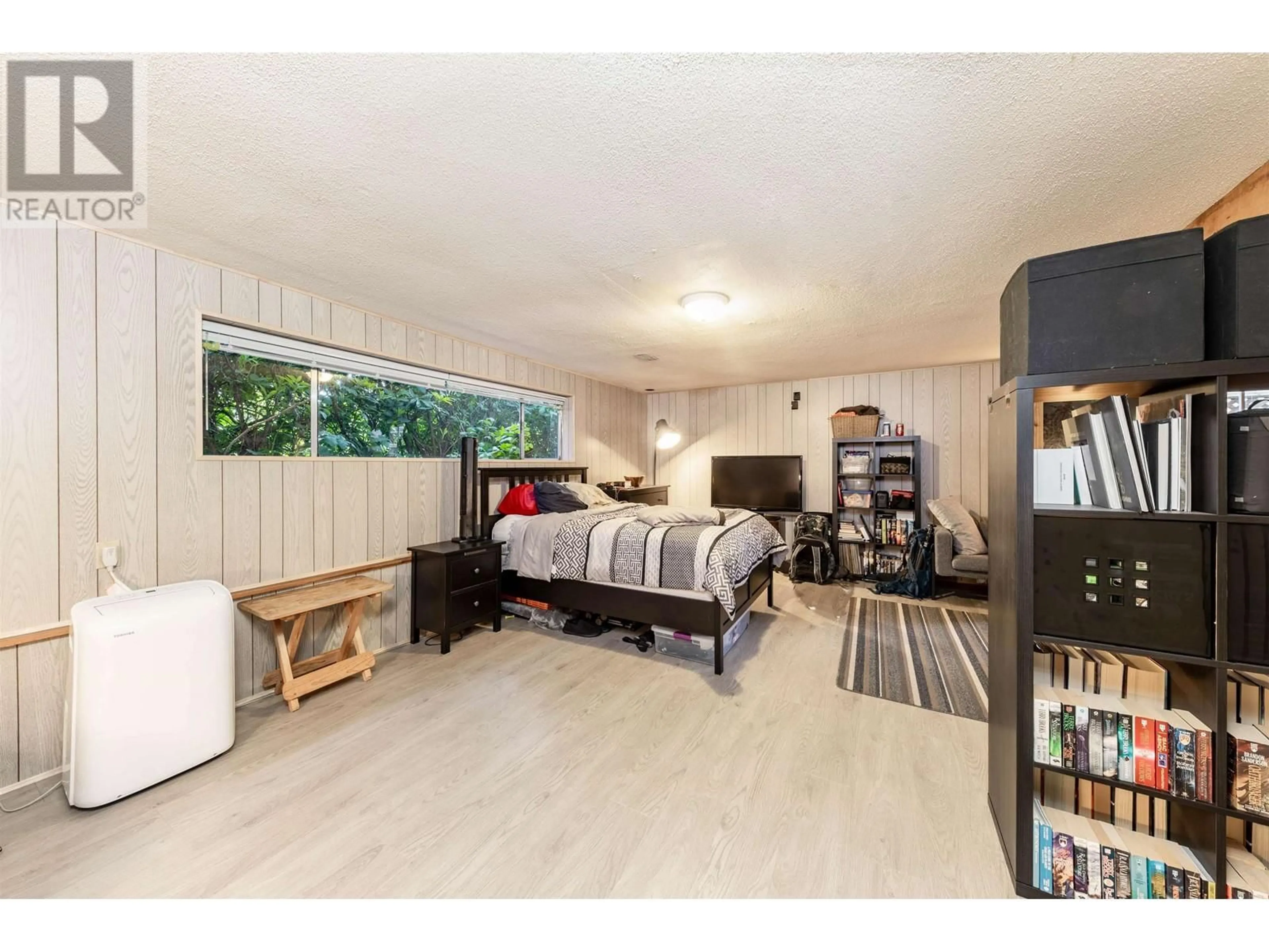 A pic of a room for 1111 50B STREET, Delta British Columbia V4M2W2