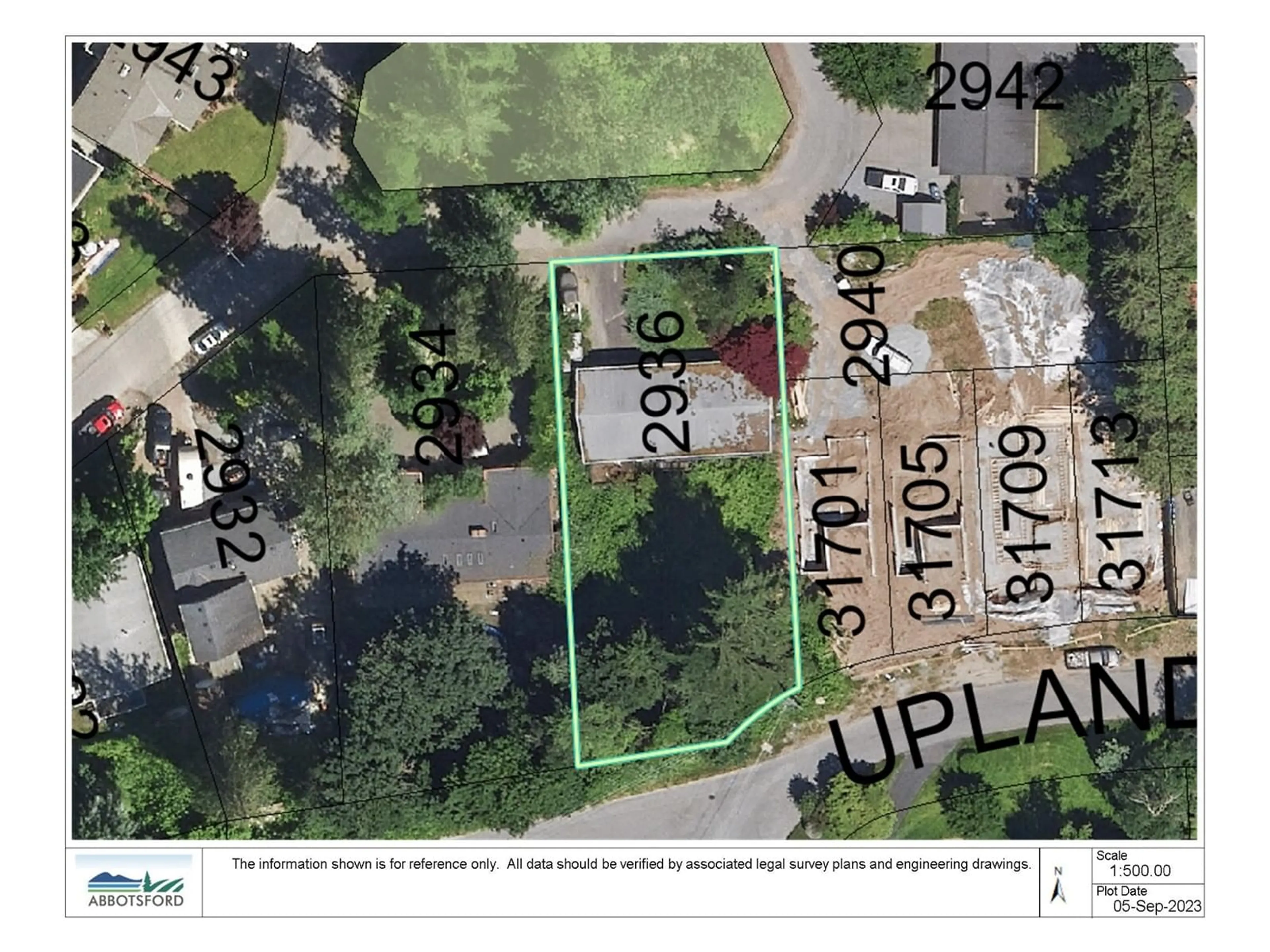 A pic from outside/outdoor area/front of a property/back of a property/a pic from drone, street for 2936 PALM CRESCENT, Abbotsford British Columbia V2T2G4