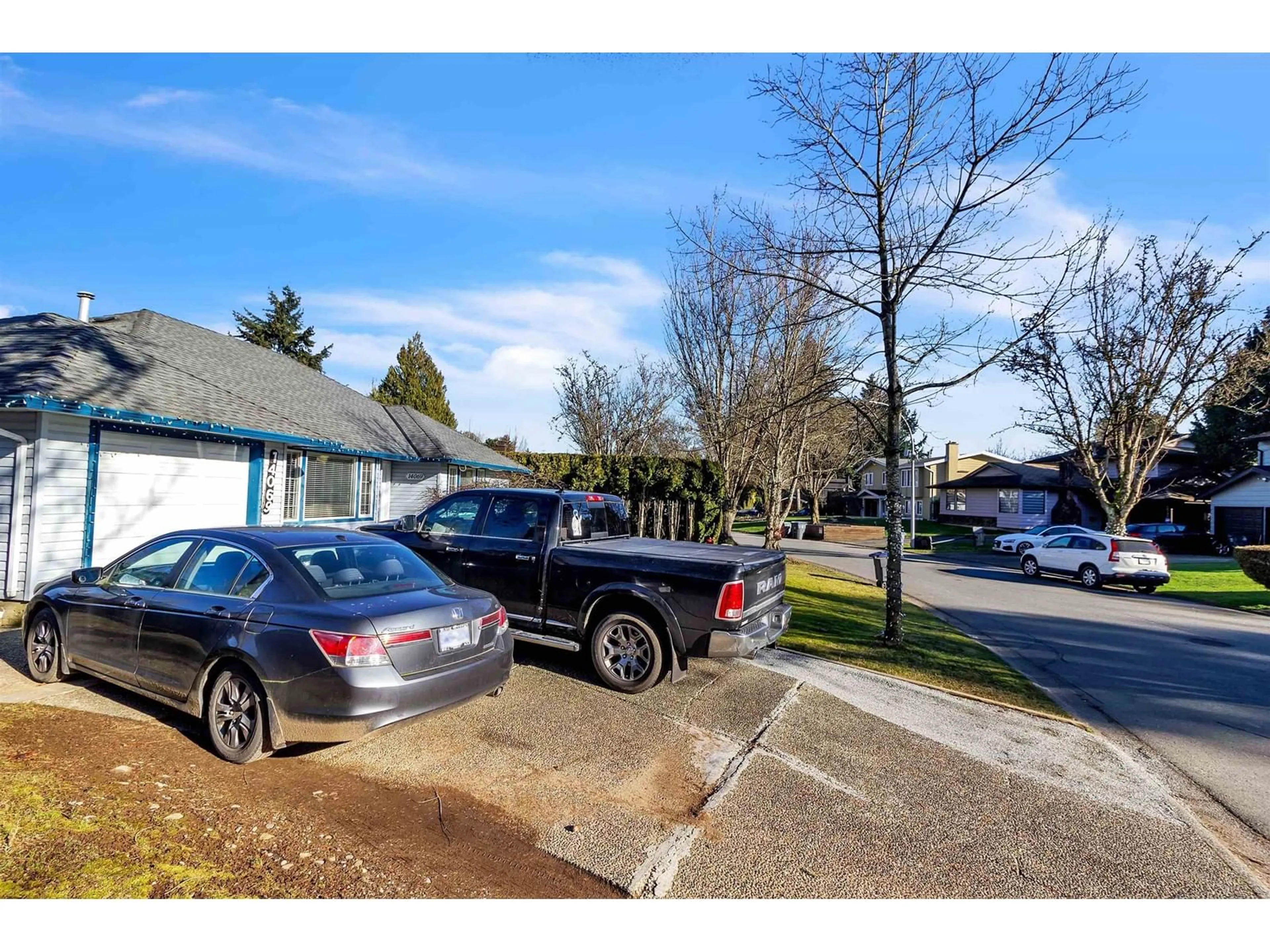 Unknown for 14069 74 AVENUE, Surrey British Columbia V3W7N1