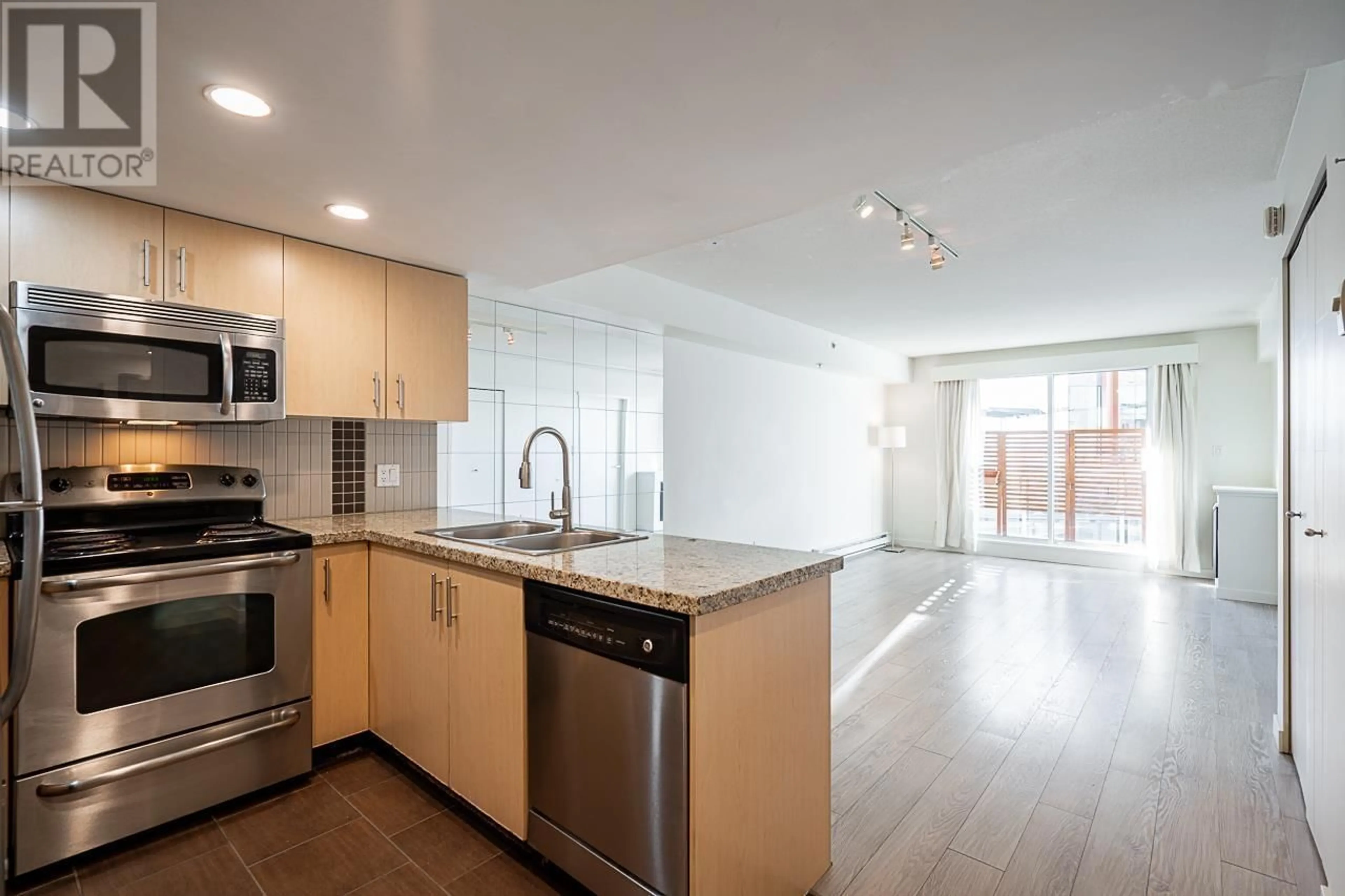 Open concept kitchen, unknown for 409 200 KEARY STREET, New Westminster British Columbia V3L0A6