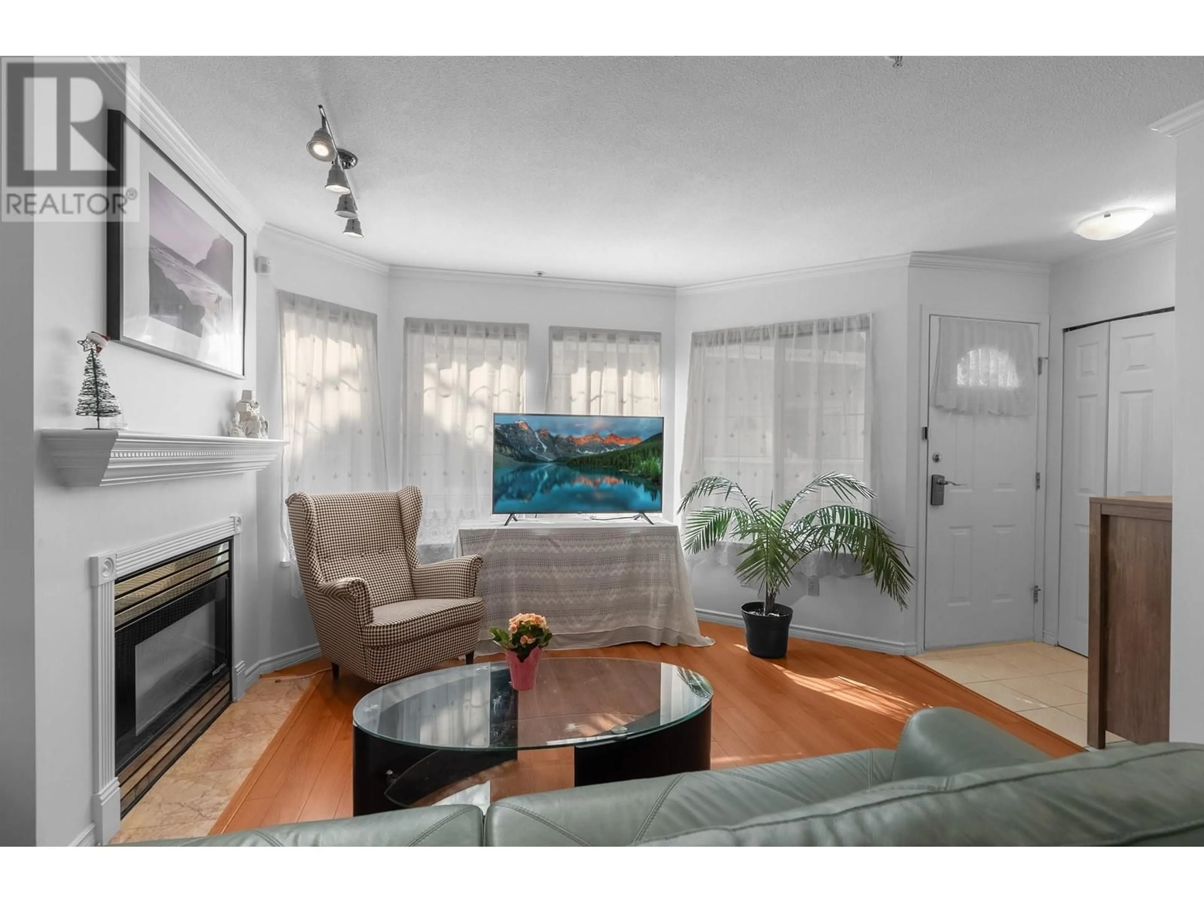 Living room with furniture, unknown for 7 8711 JONES ROAD, Richmond British Columbia V6Y1L7