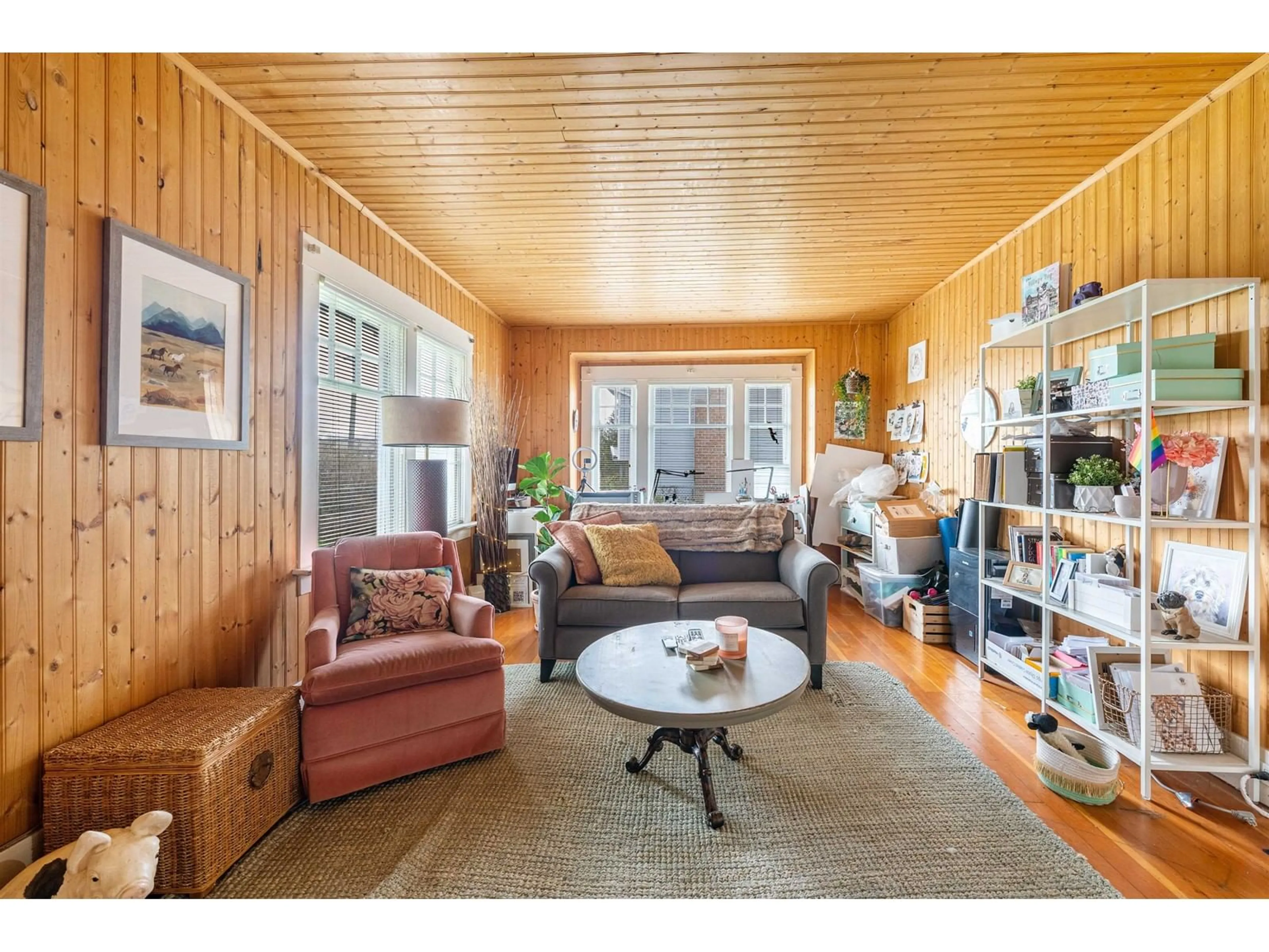 Living room with furniture, wood/laminate floor for 6119 176 STREET, Surrey British Columbia V3S4E8