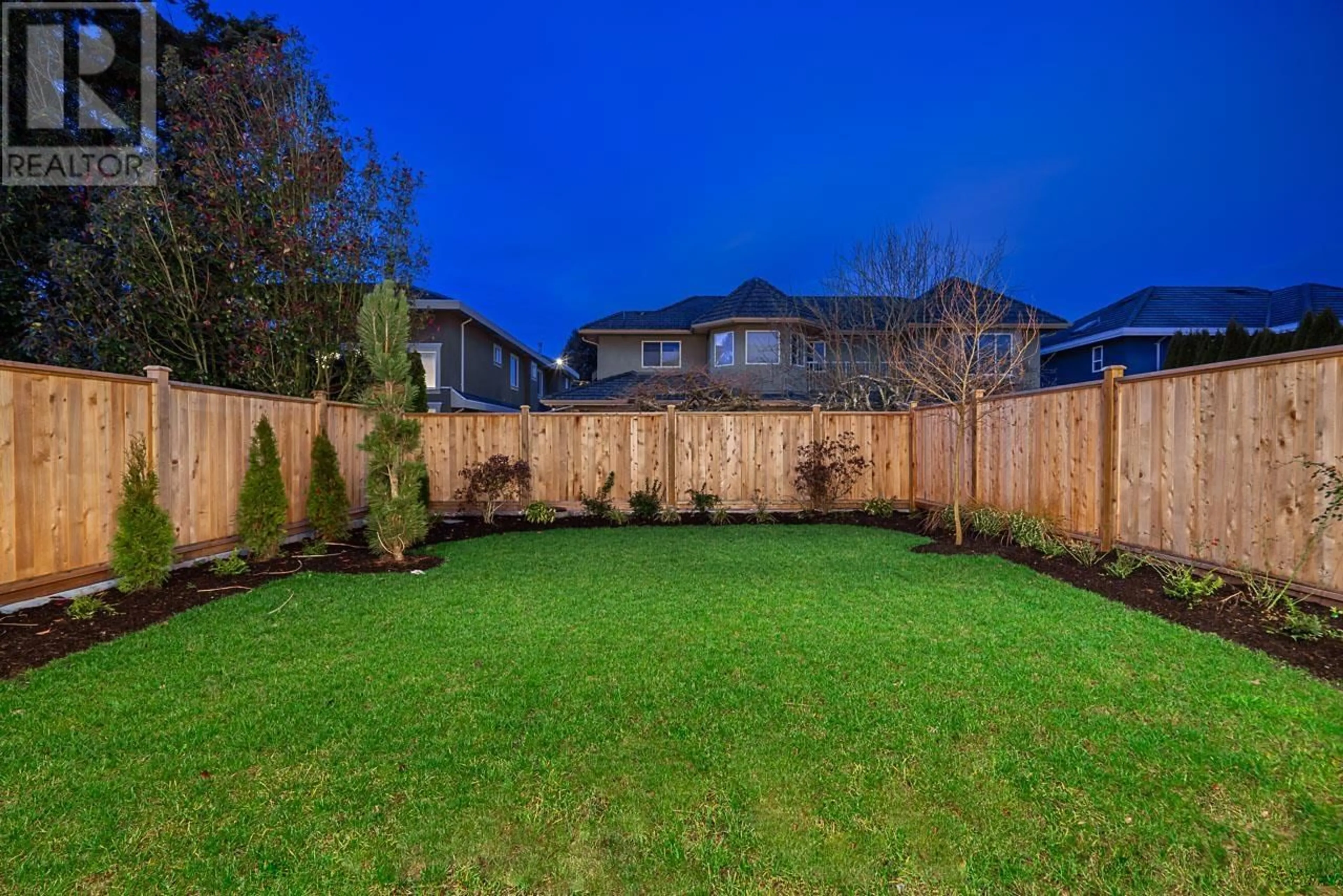 Patio, street for 2 5751 FRANCIS ROAD, Richmond British Columbia V7C1K2