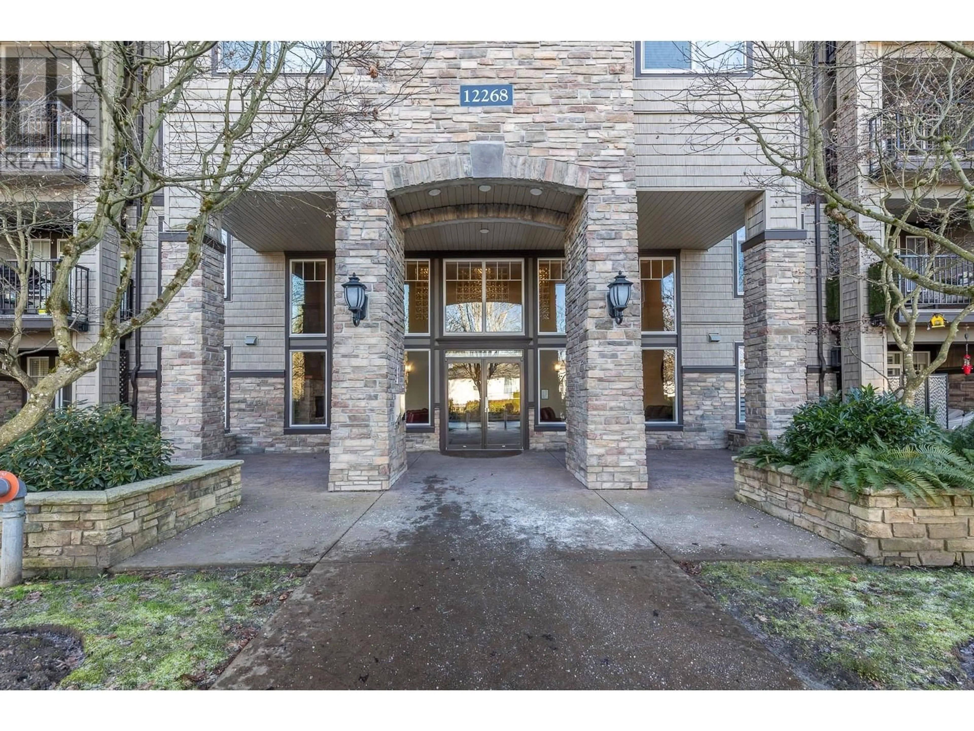 Indoor foyer for 103 12268 224 STREET, Maple Ridge British Columbia V2X6B8