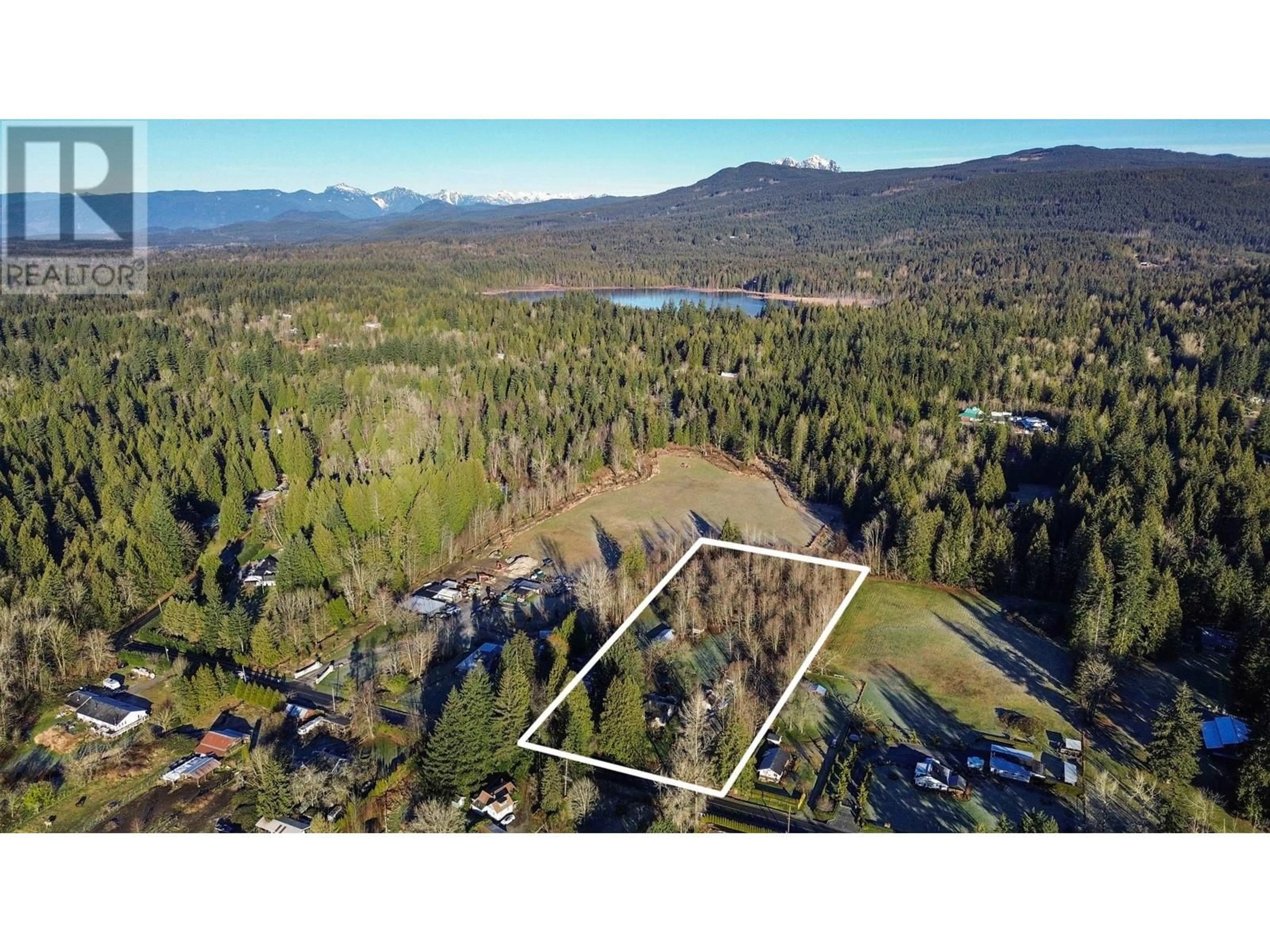 A pic from outside/outdoor area/front of a property/back of a property/a pic from drone, unknown for 28263 108 AVENUE, Maple Ridge British Columbia V2W1T5