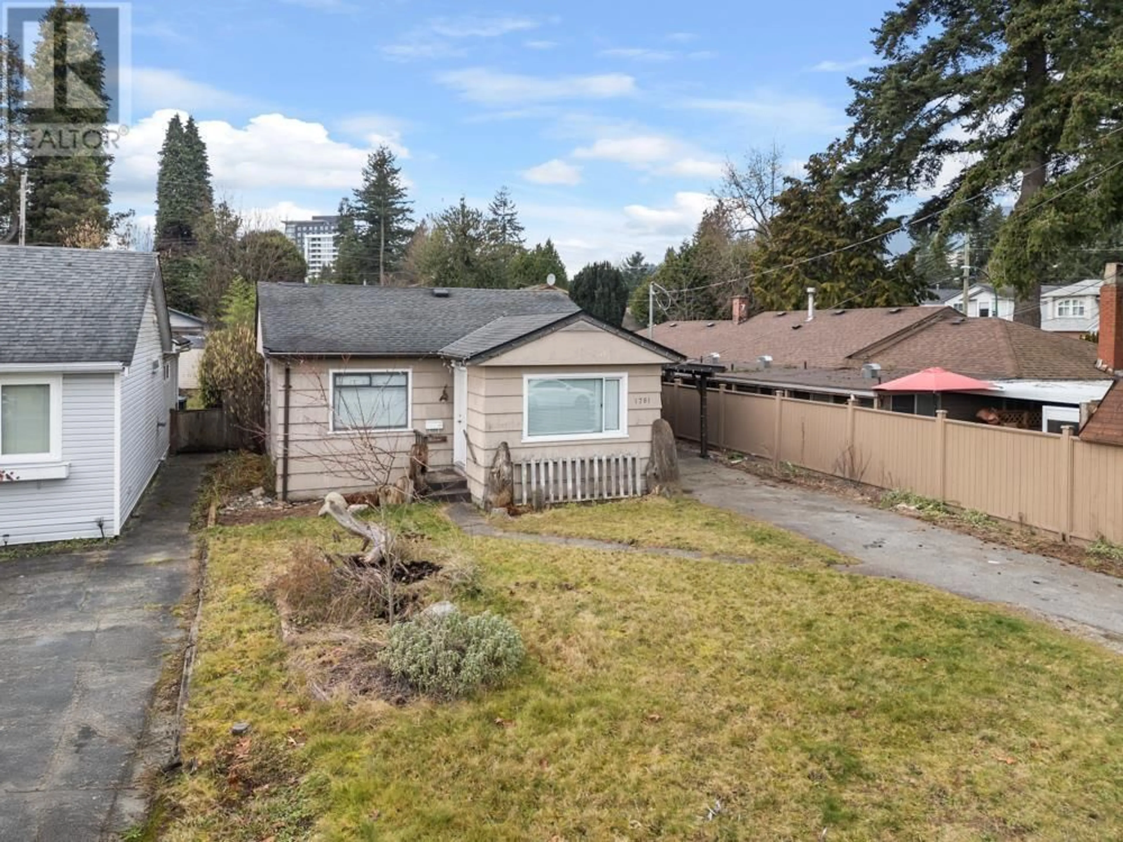 A pic from outside/outdoor area/front of a property/back of a property/a pic from drone, street for 1781 BOWSER AVENUE, North Vancouver British Columbia V7P2Y6