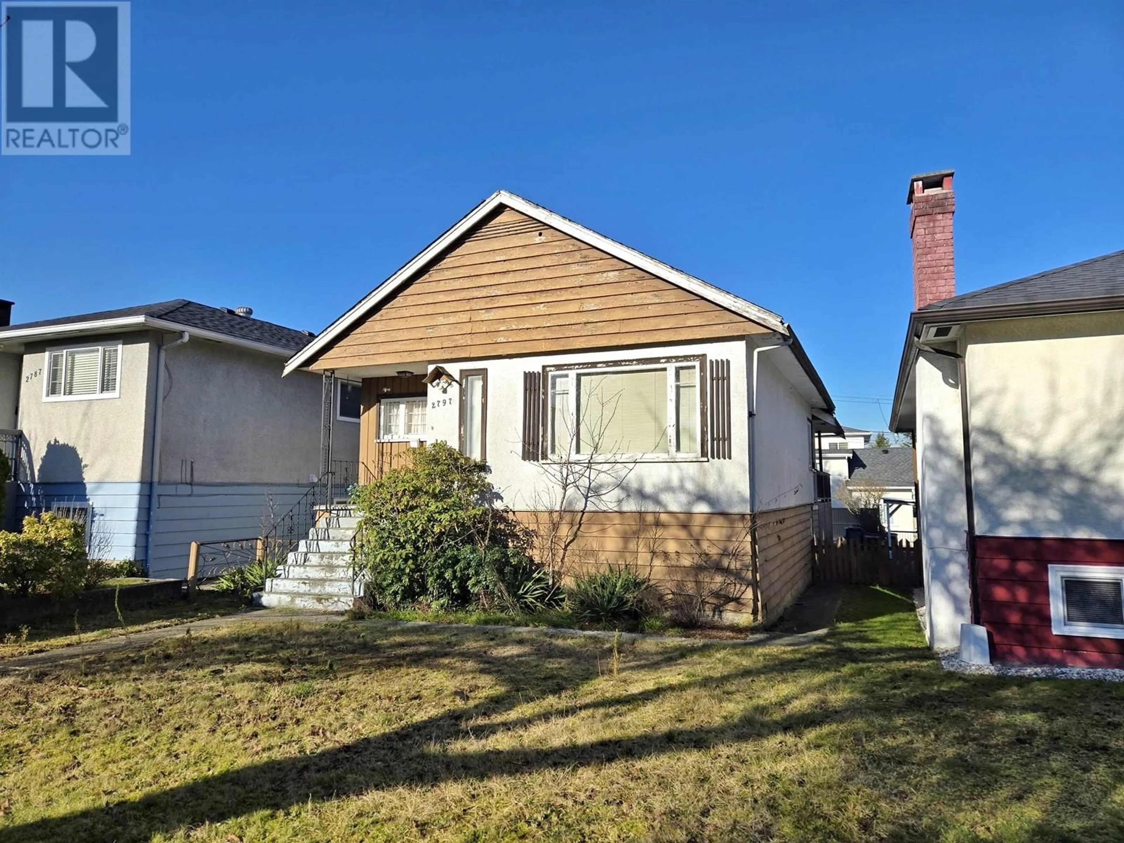 Home with vinyl exterior material, street for 2797 E 48TH AVENUE, Vancouver British Columbia V5S1H1