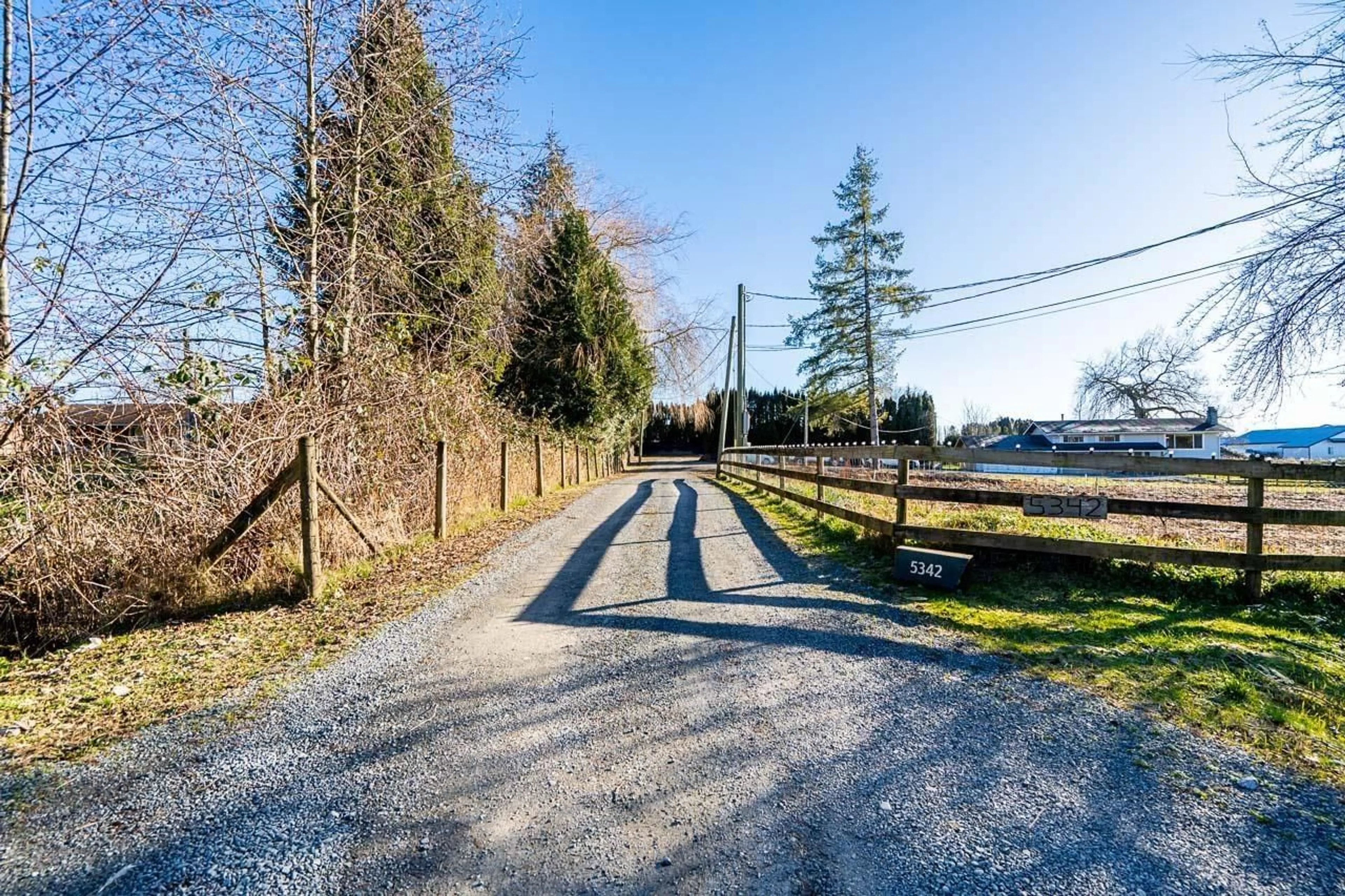 A pic from outside/outdoor area/front of a property/back of a property/a pic from drone, street for 5342 256 STREET, Langley British Columbia V4W1J5