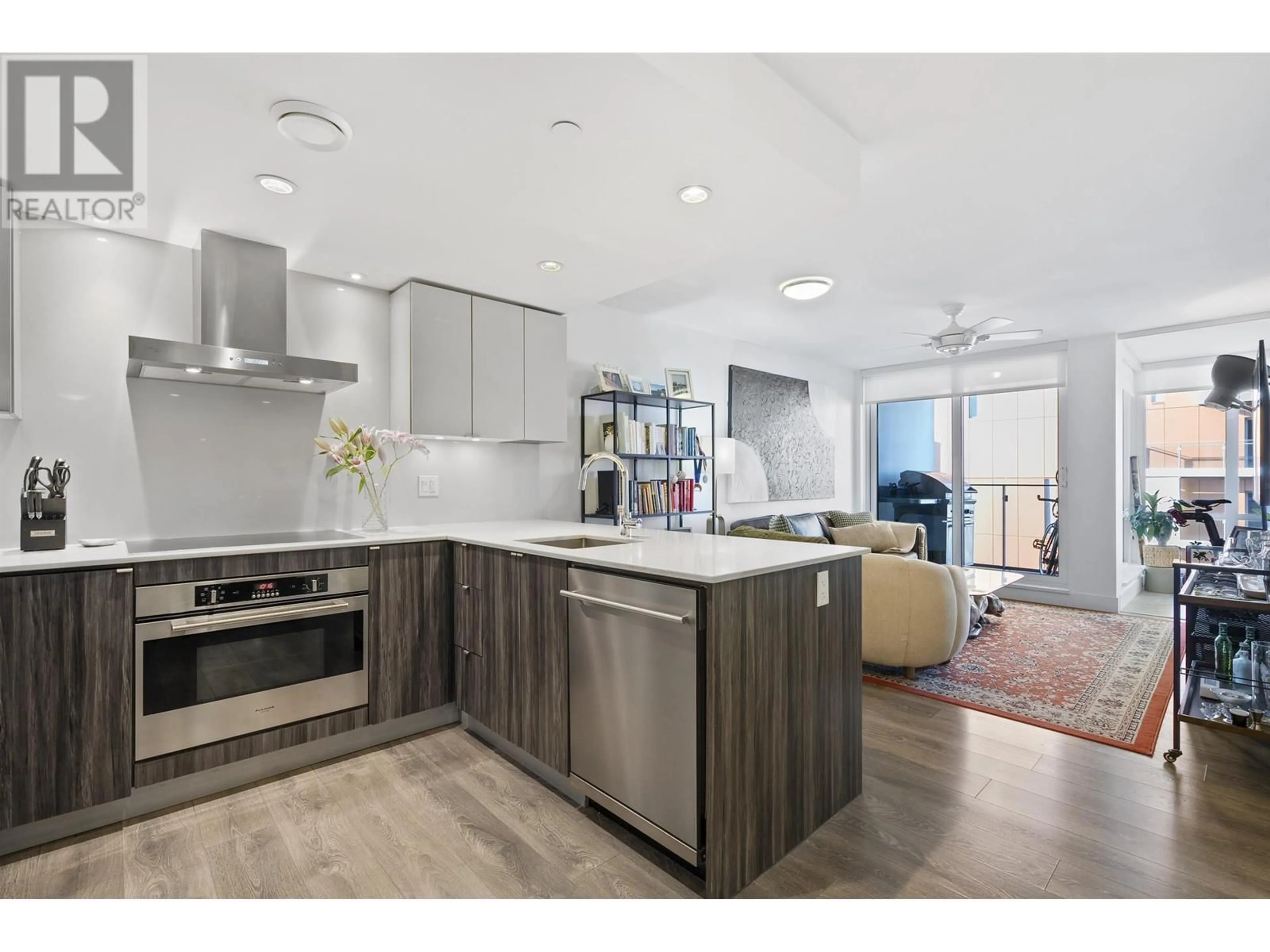 Open concept kitchen, unknown for 1509 1788 COLUMBIA STREET, Vancouver British Columbia V5Y0L7