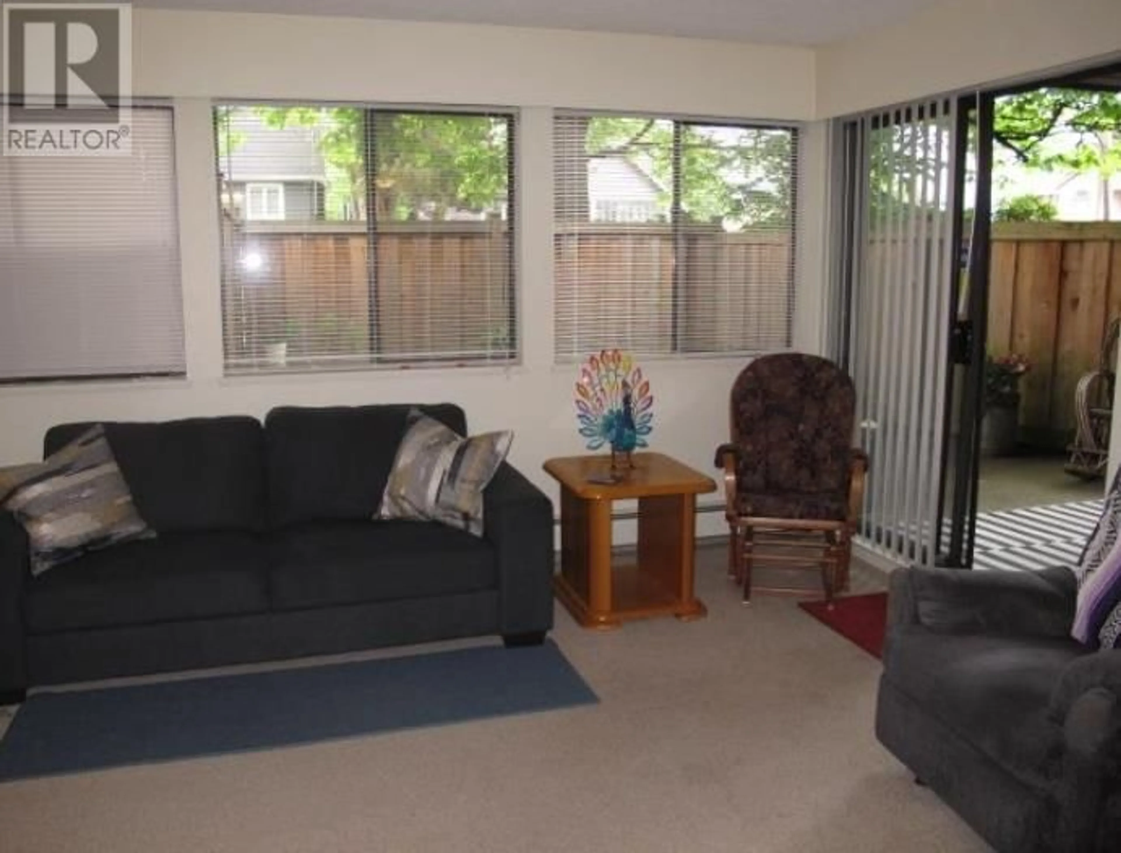 Living room with furniture, unknown for 107 316 CEDAR STREET, New Westminster British Columbia V3L3P1