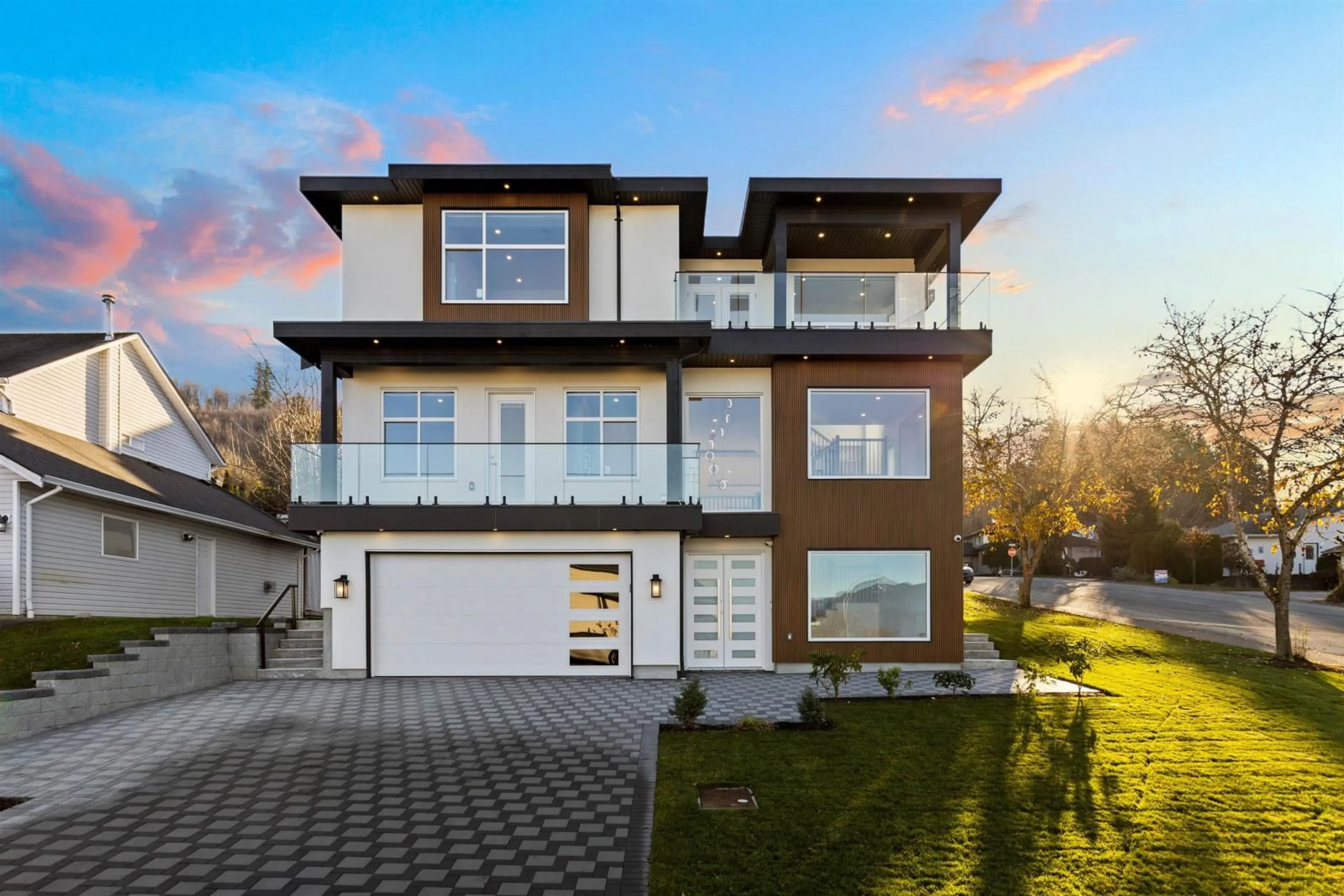 Home with brick exterior material, street for 46634 BRAESIDE AVENUE|Promontory, Sardis British Columbia V2R3W4