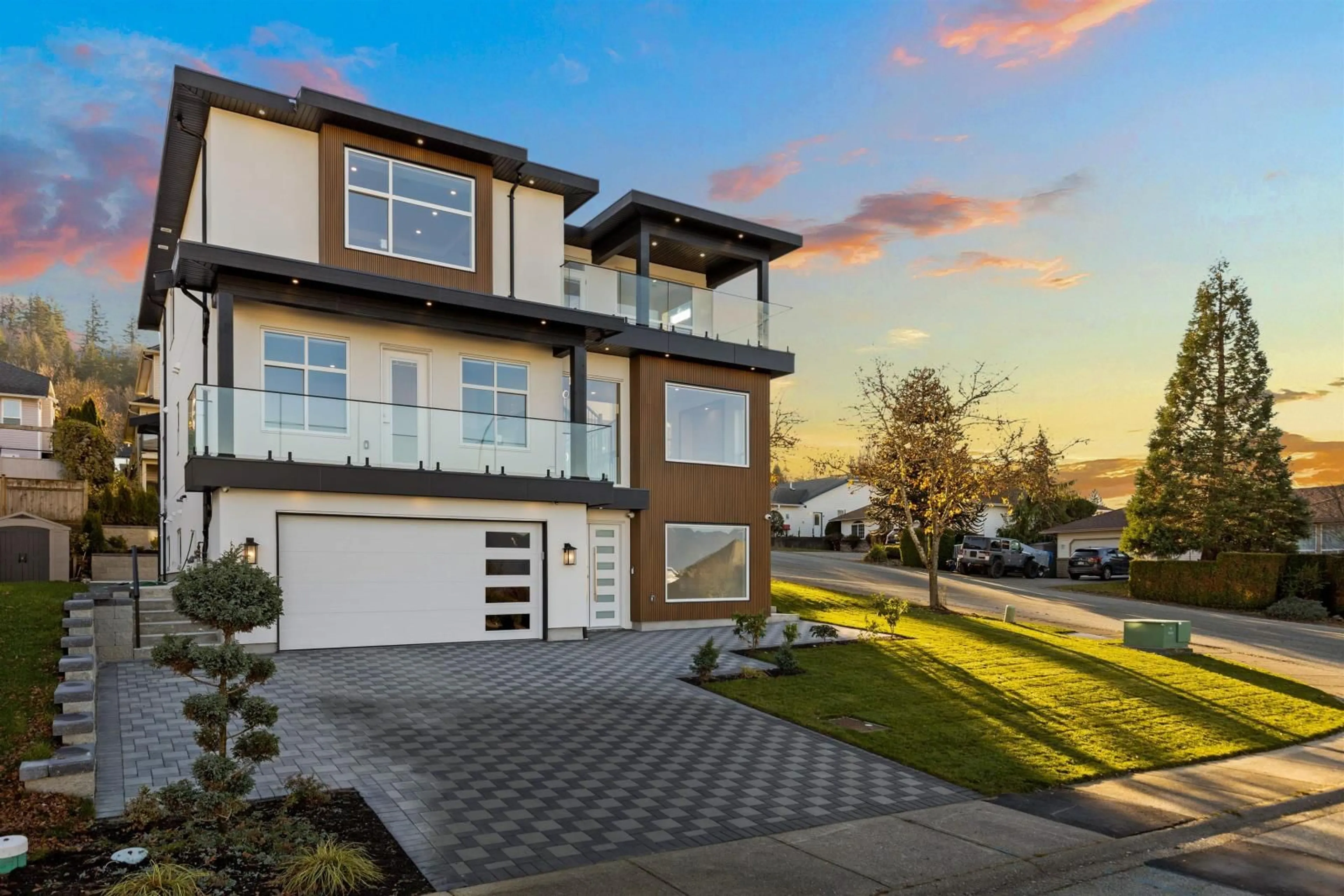 Home with brick exterior material, street for 46634 BRAESIDE AVENUE|Promontory, Sardis British Columbia V2R3W4