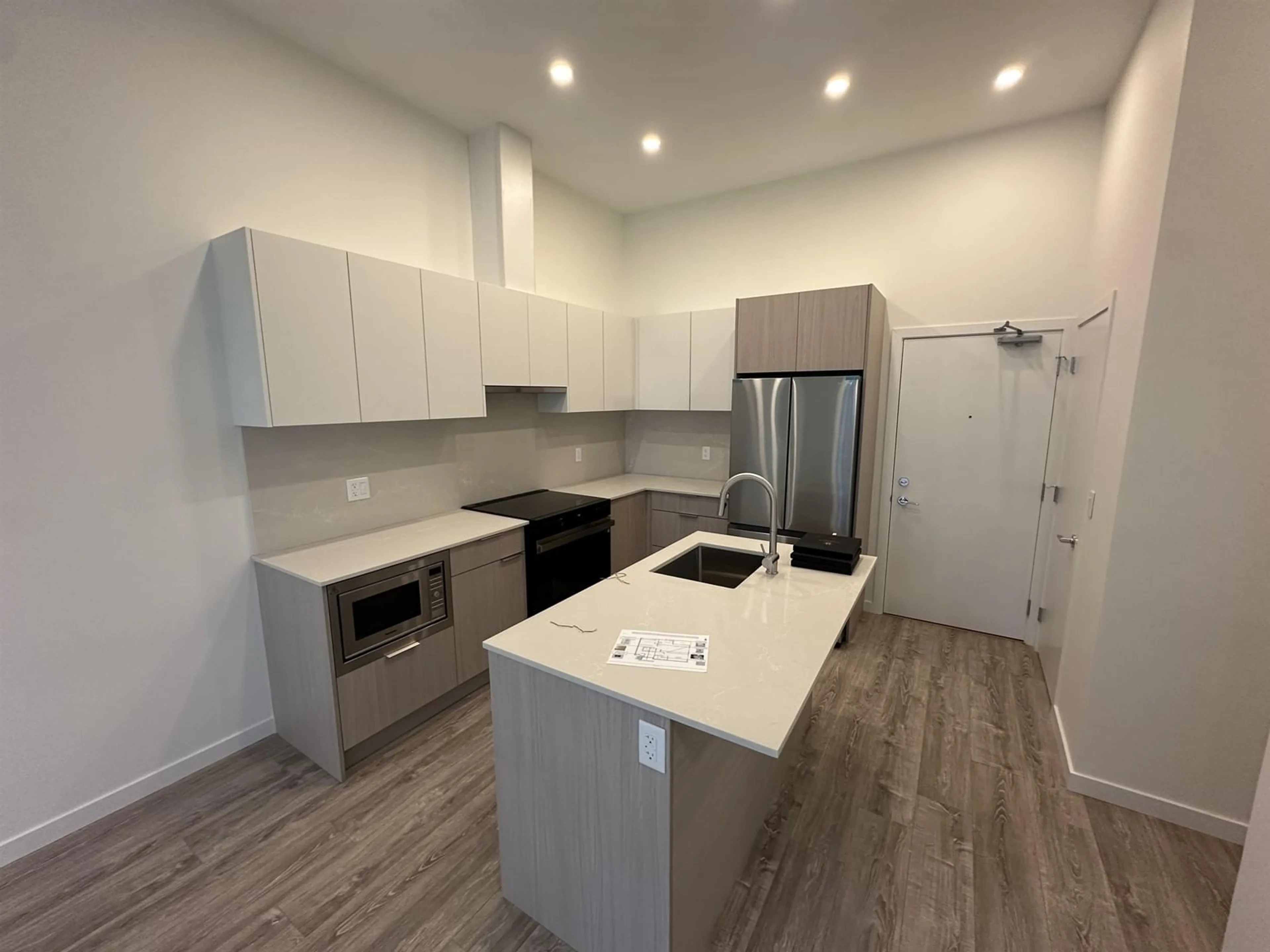 Open concept kitchen, unknown for 101 10829 140 STREET, Surrey British Columbia V3R0H4