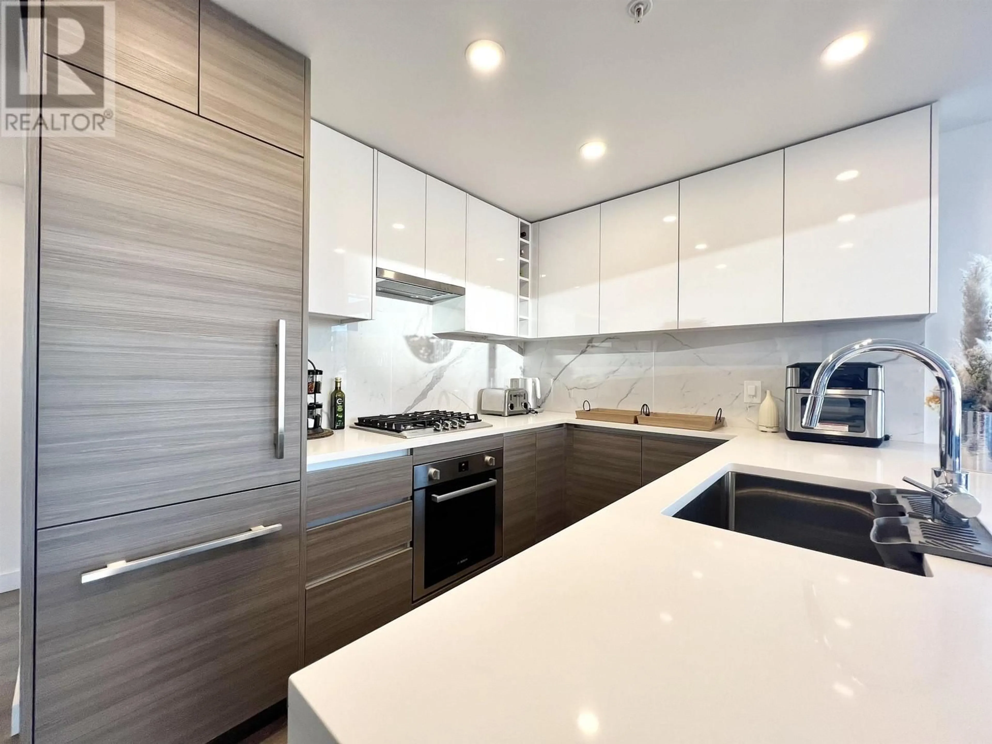 Contemporary kitchen, unknown for 1402 823 CARNARVON STREET, New Westminster British Columbia V3M1E9