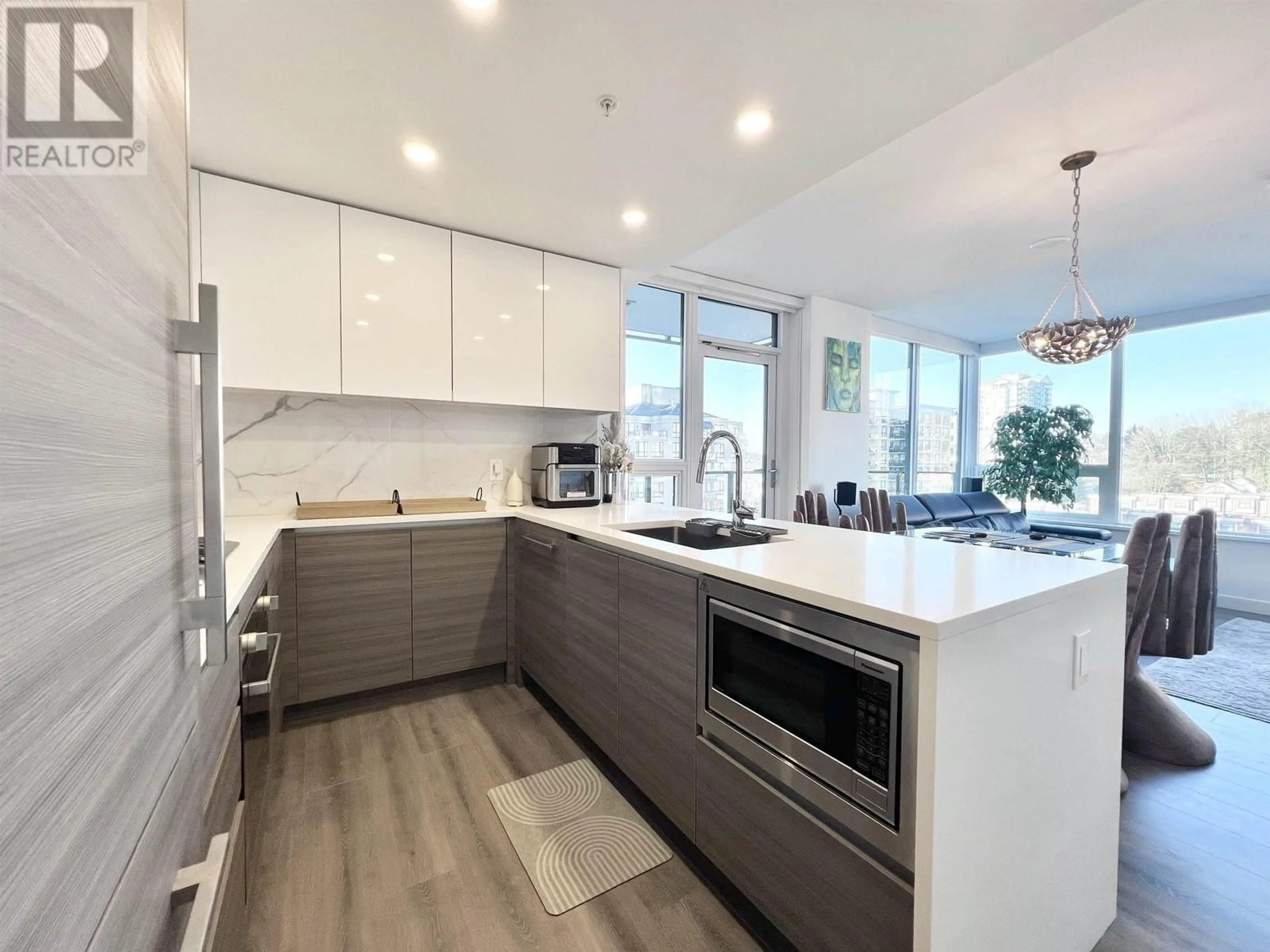 Open concept kitchen, unknown for 1402 823 CARNARVON STREET, New Westminster British Columbia V3M1E9