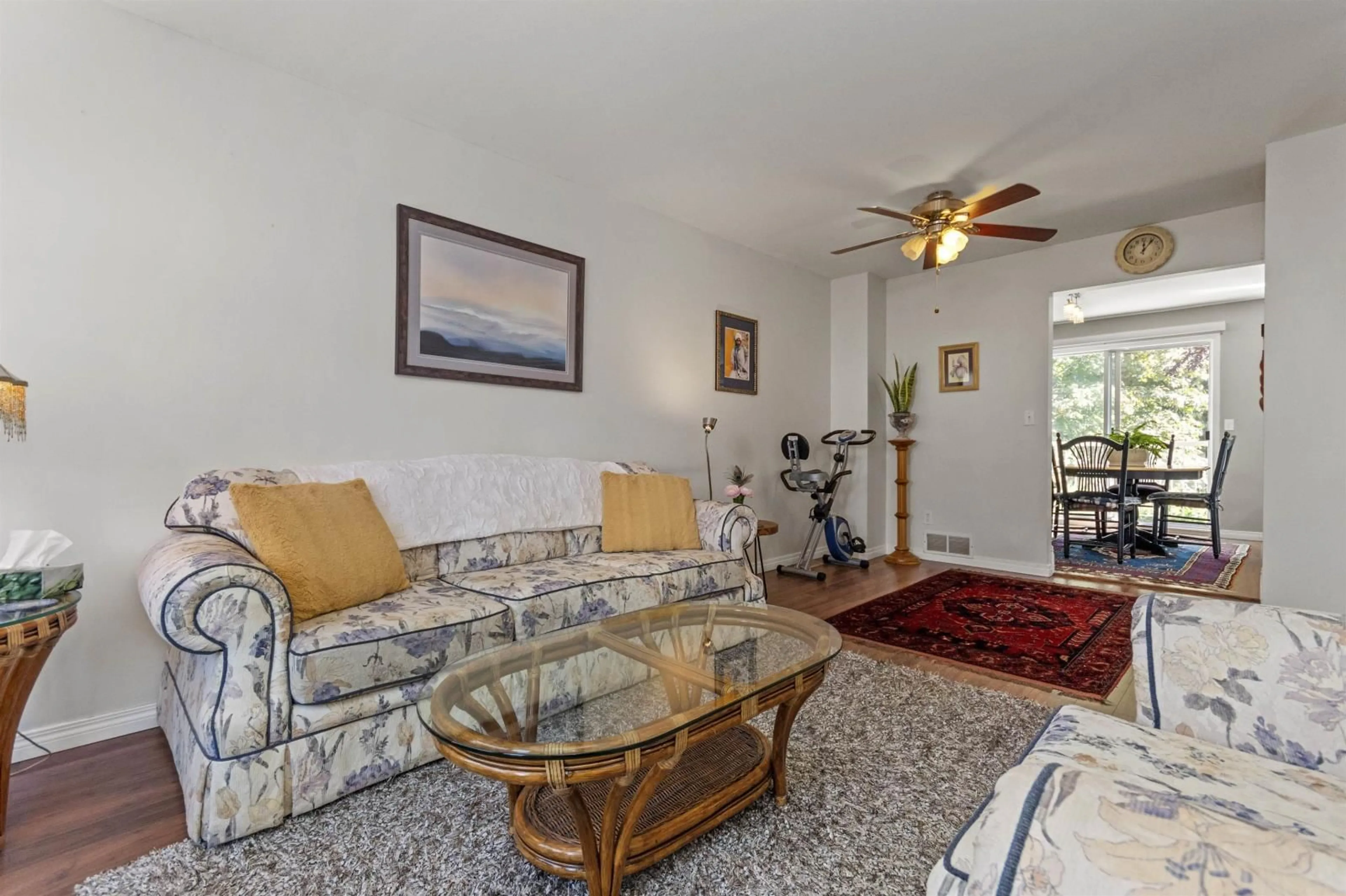 Living room with furniture, unknown for 51 5904 VEDDER ROAD|Vedder Crossing, Chilliwack British Columbia V2R3E7