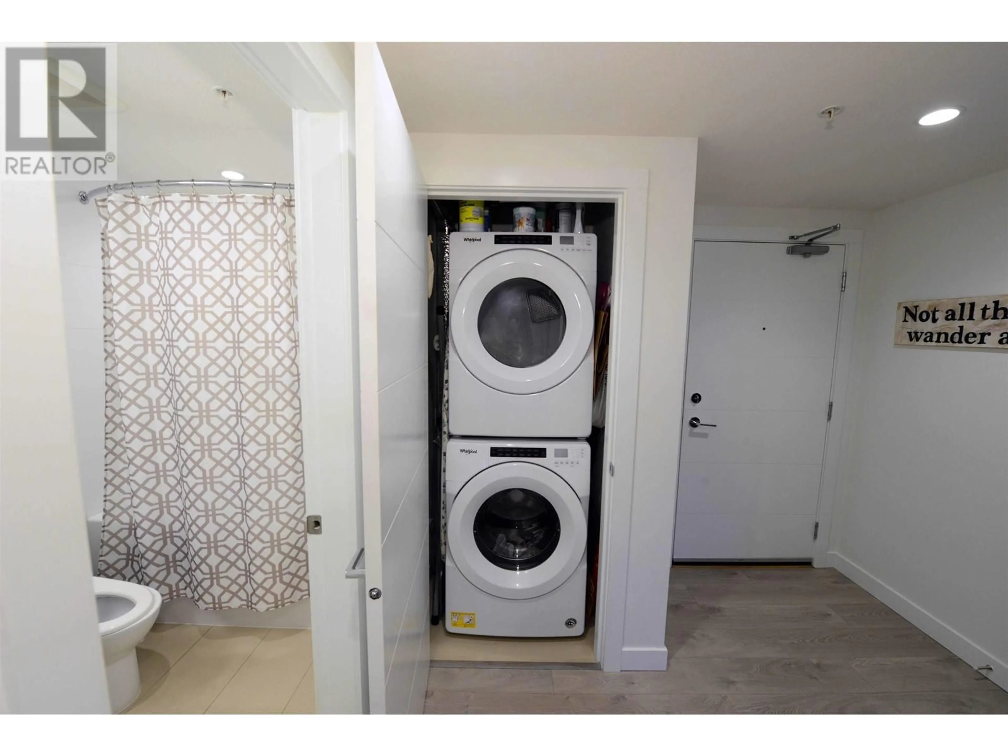Laundry room for 121 - 108 8TH STREET, North Vancouver British Columbia V7L0H1