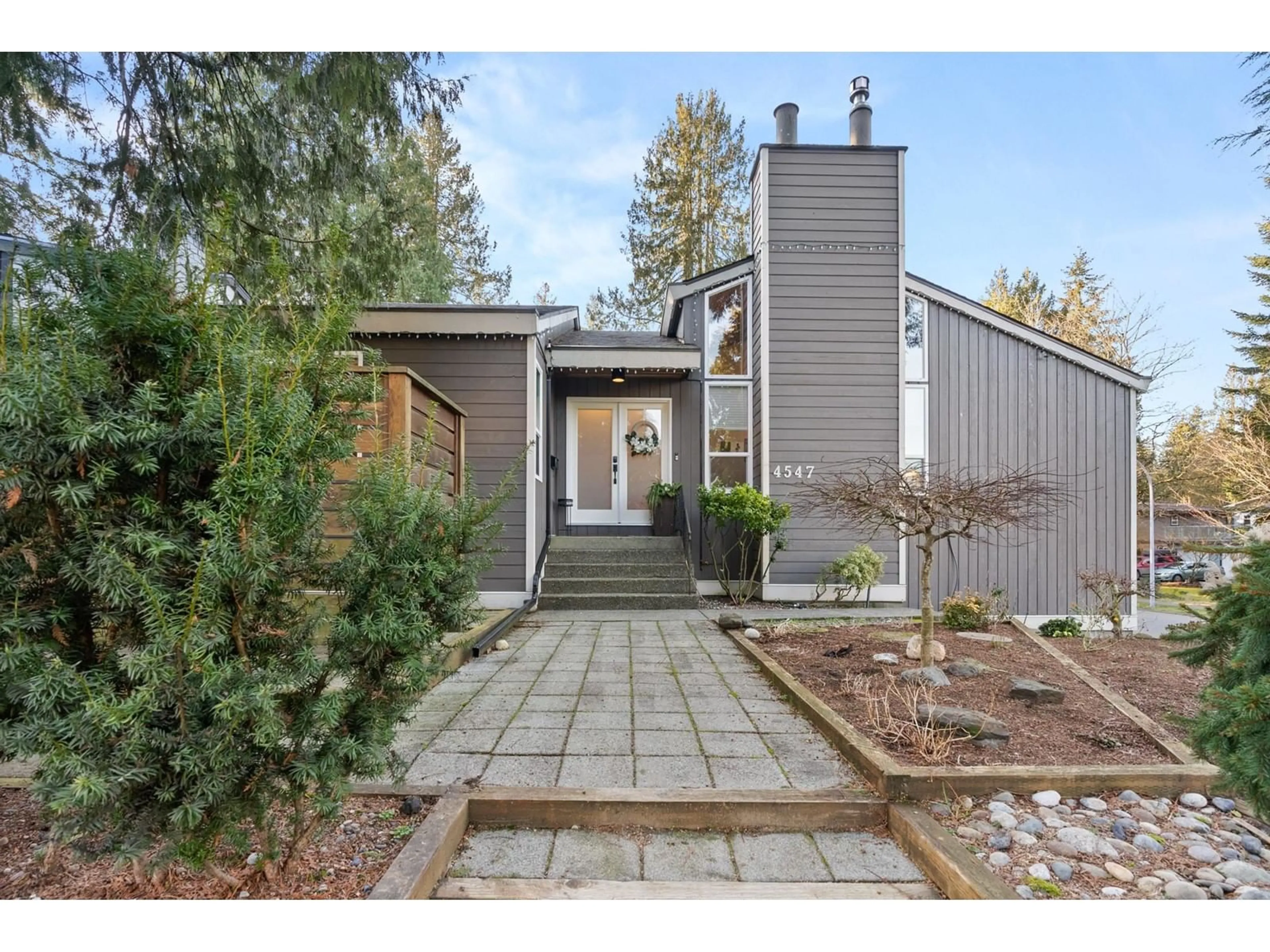 Unknown for 4547 204A STREET, Langley British Columbia V3A6B7